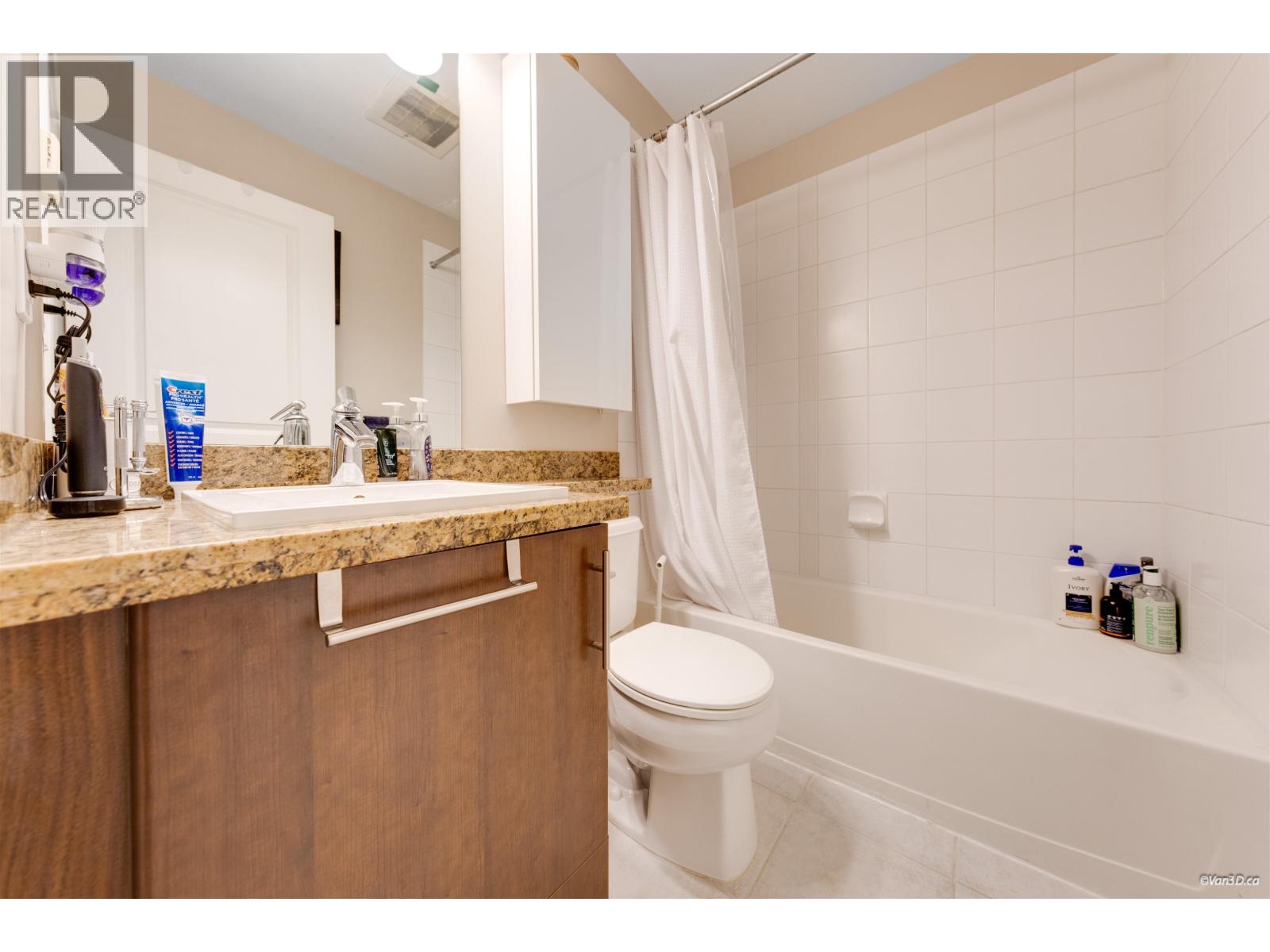 3250 St Johns Street #403 Property Photo 12