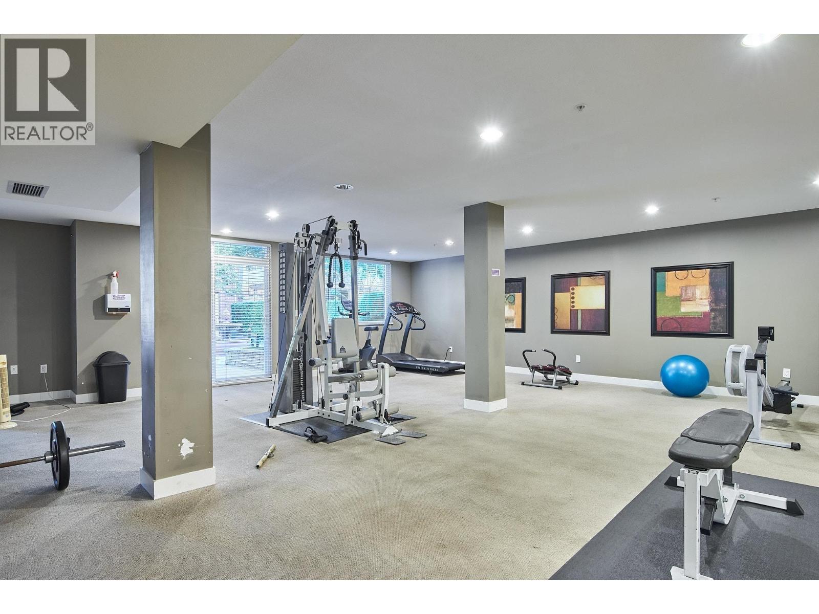 3250 St Johns Street #403 Property Photo 16