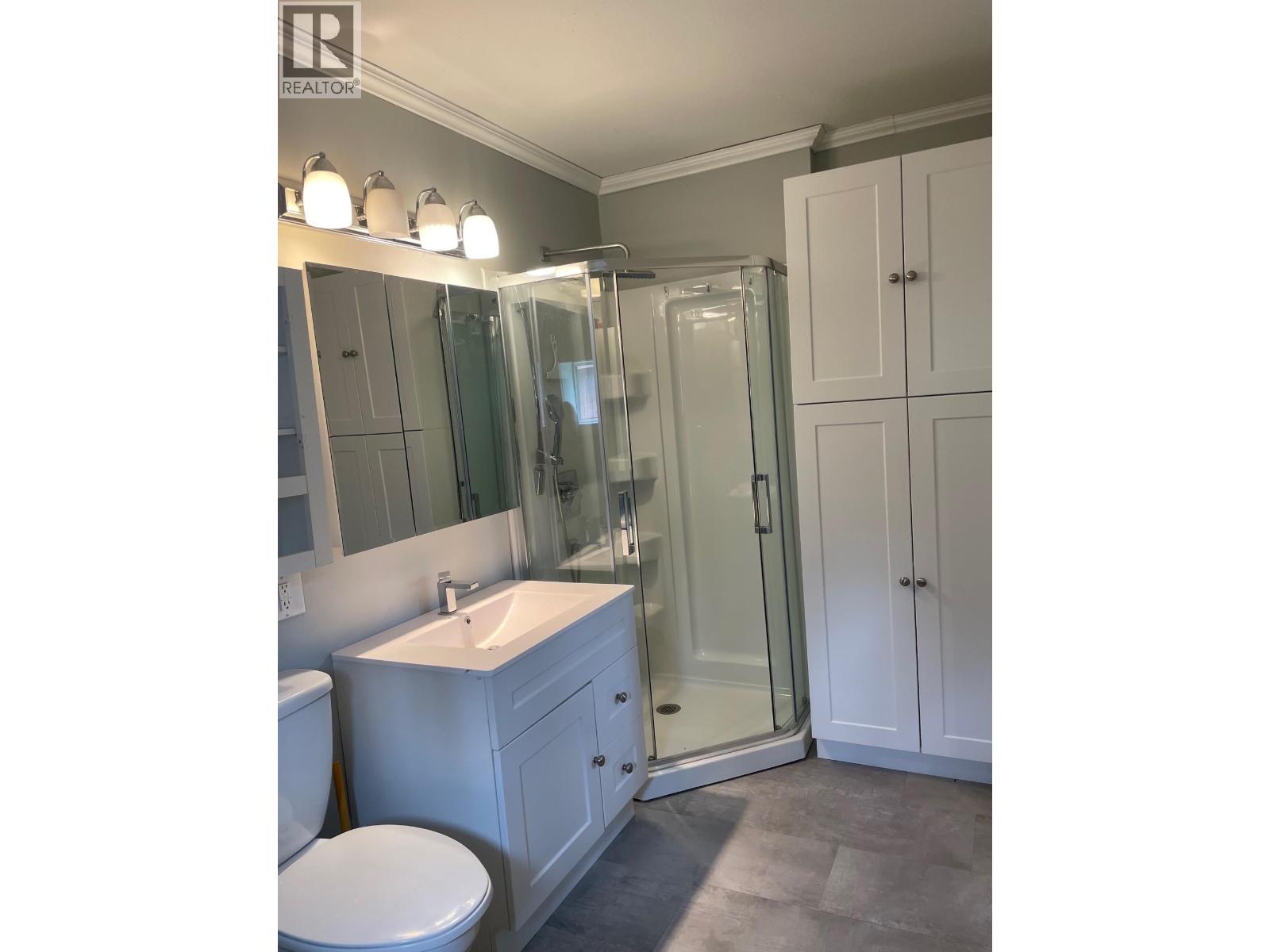 72 Pioneer Way Property Photo 17