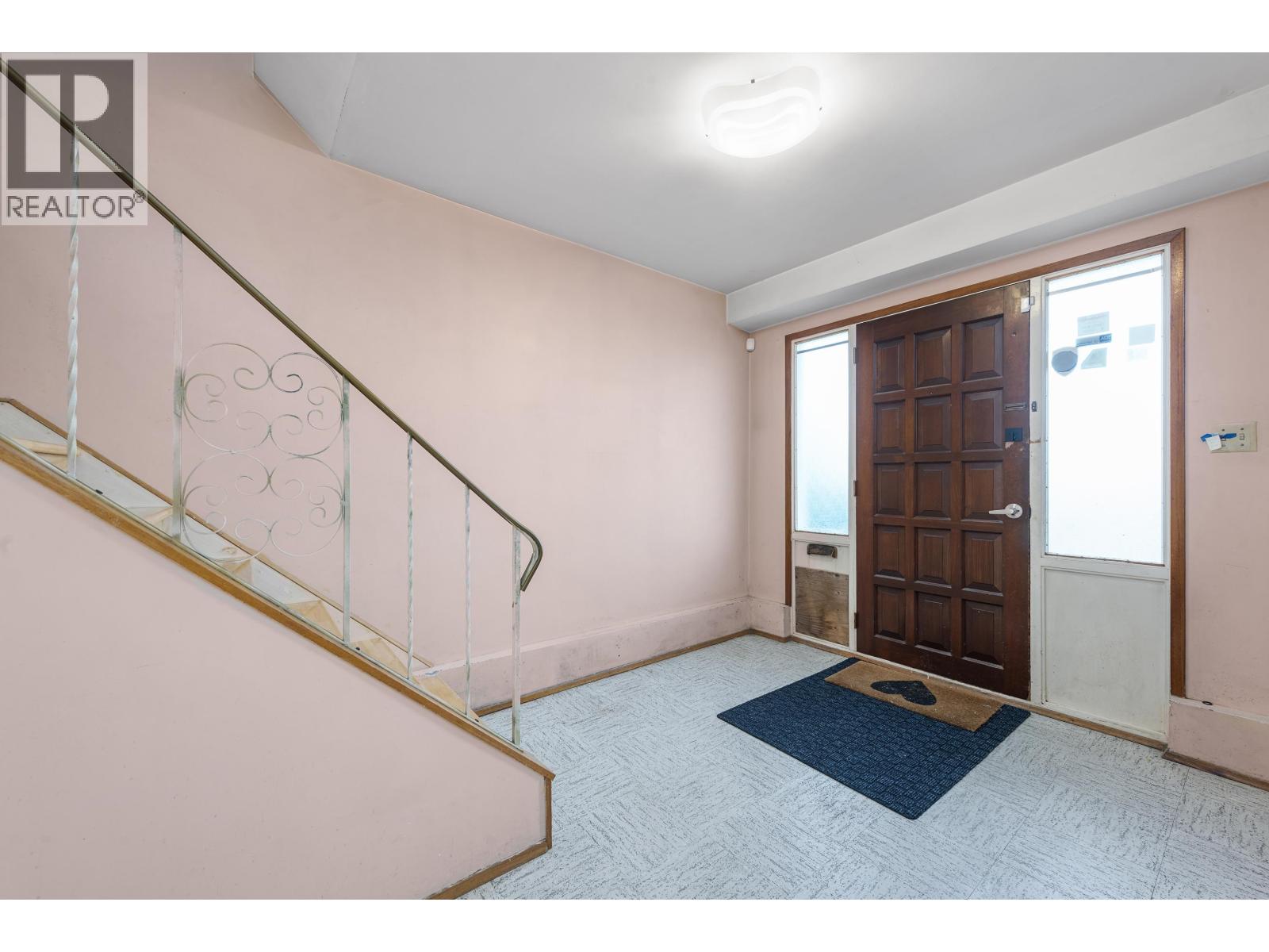 3220 East 19th Avenue Property Photo 2