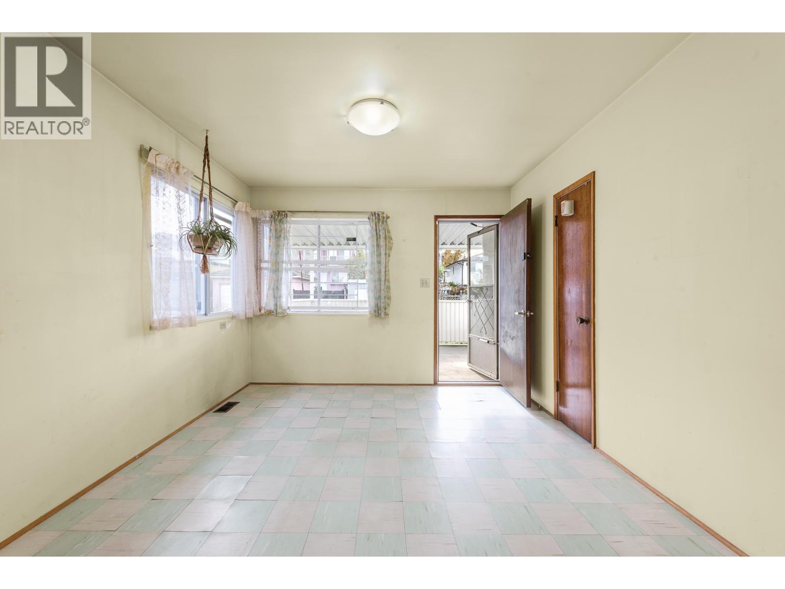 3220 East 19th Avenue Property Photo 34