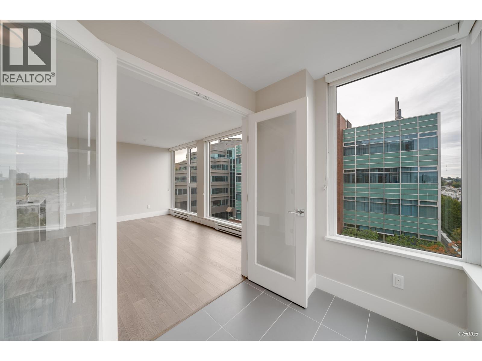 538 West 7th Avenue #801 Property Photo 11