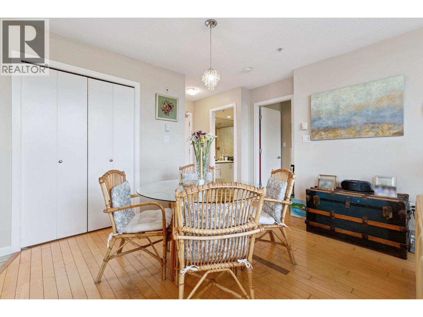 3161 West 4th Avenue #406 Property Photo 7