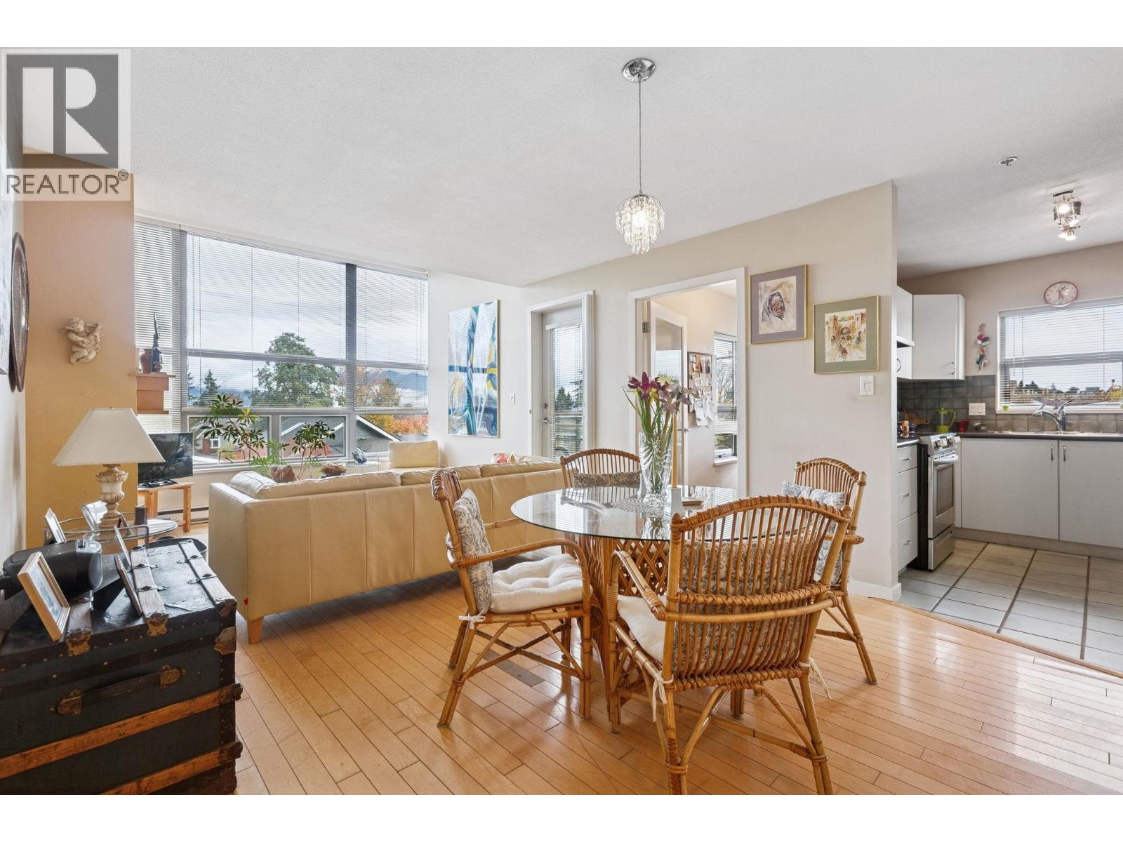 3161 West 4th Avenue #406 Property Photo 9