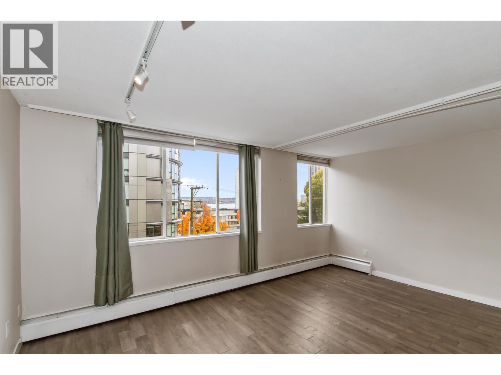 308 1250 Burnaby Street Property Photo 6
