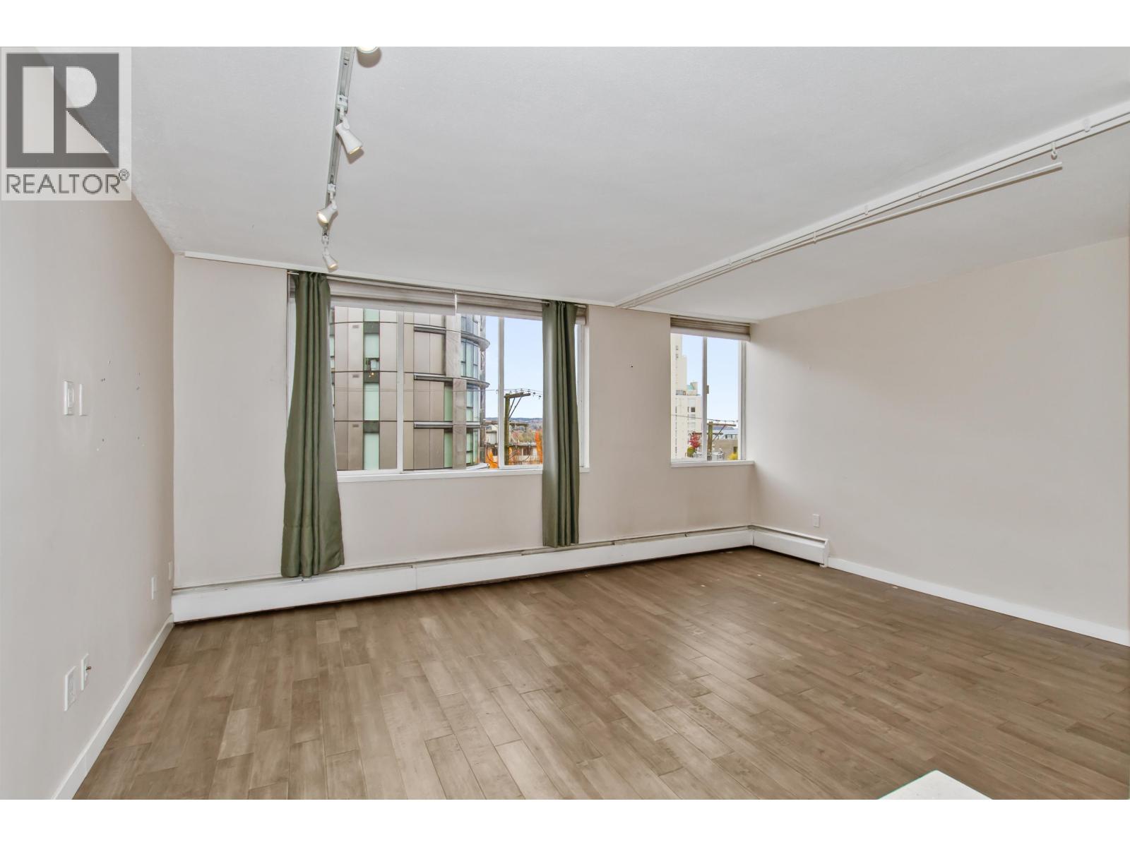 308 1250 Burnaby Street Property Photo 8