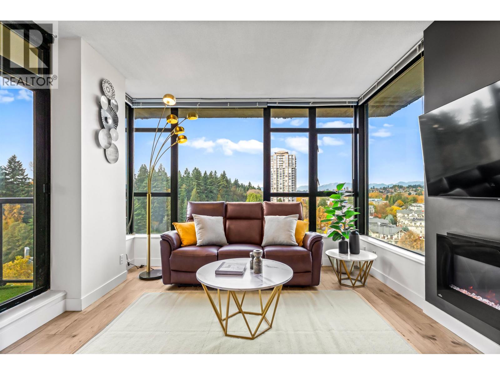 15 East Royal Avenue #1701 Property Photo 2