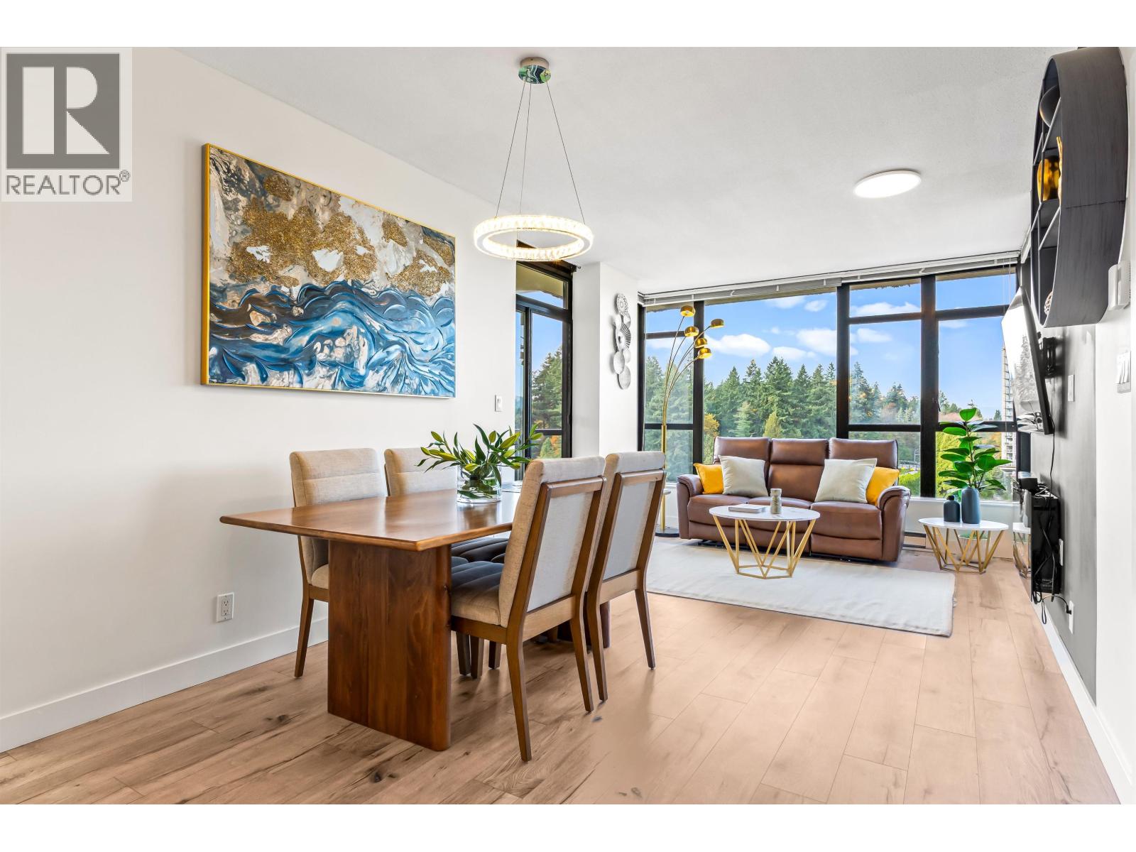 15 East Royal Avenue #1701 Property Photo 3