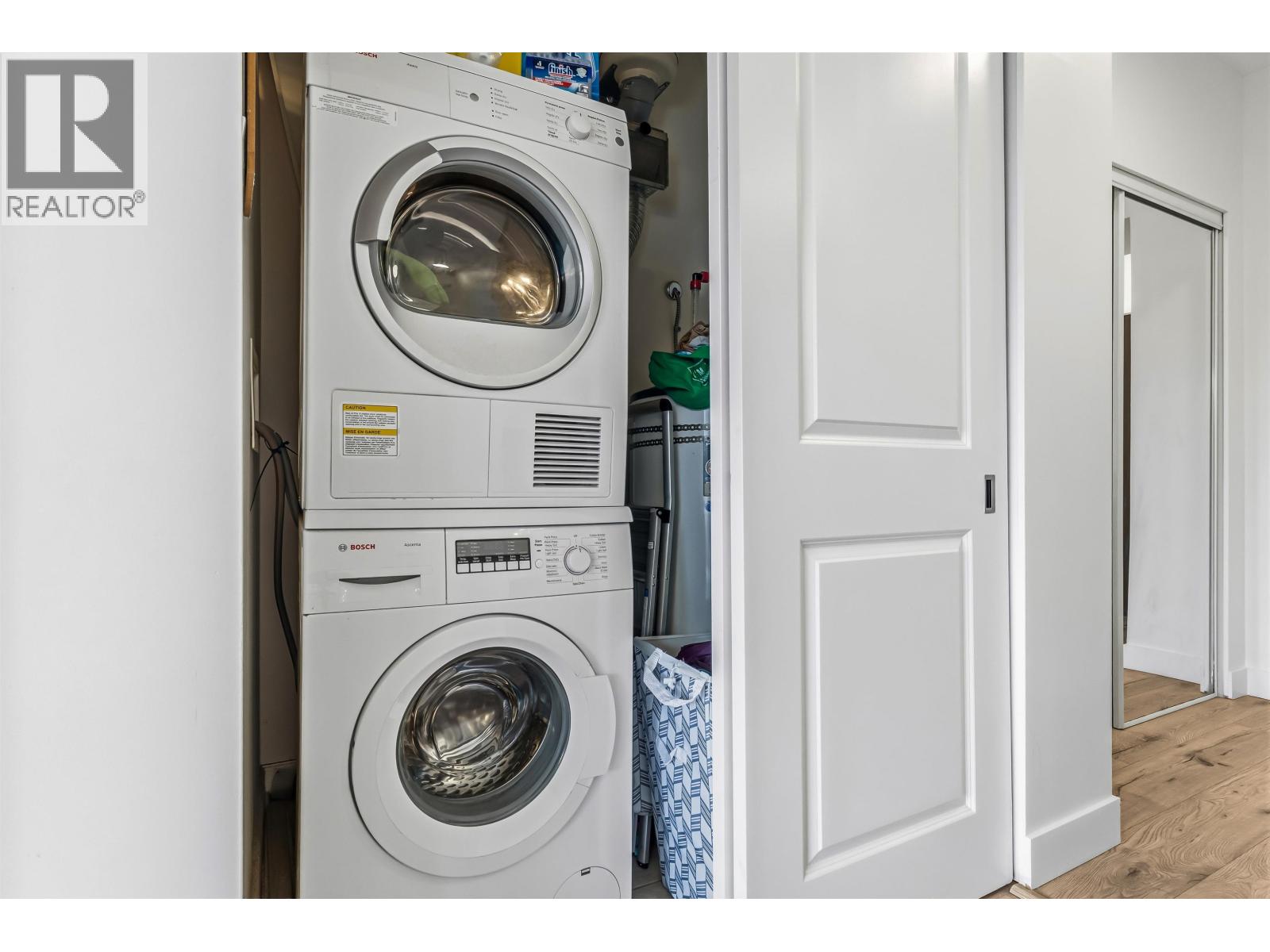 15 East Royal Avenue #1701 Property Photo 17