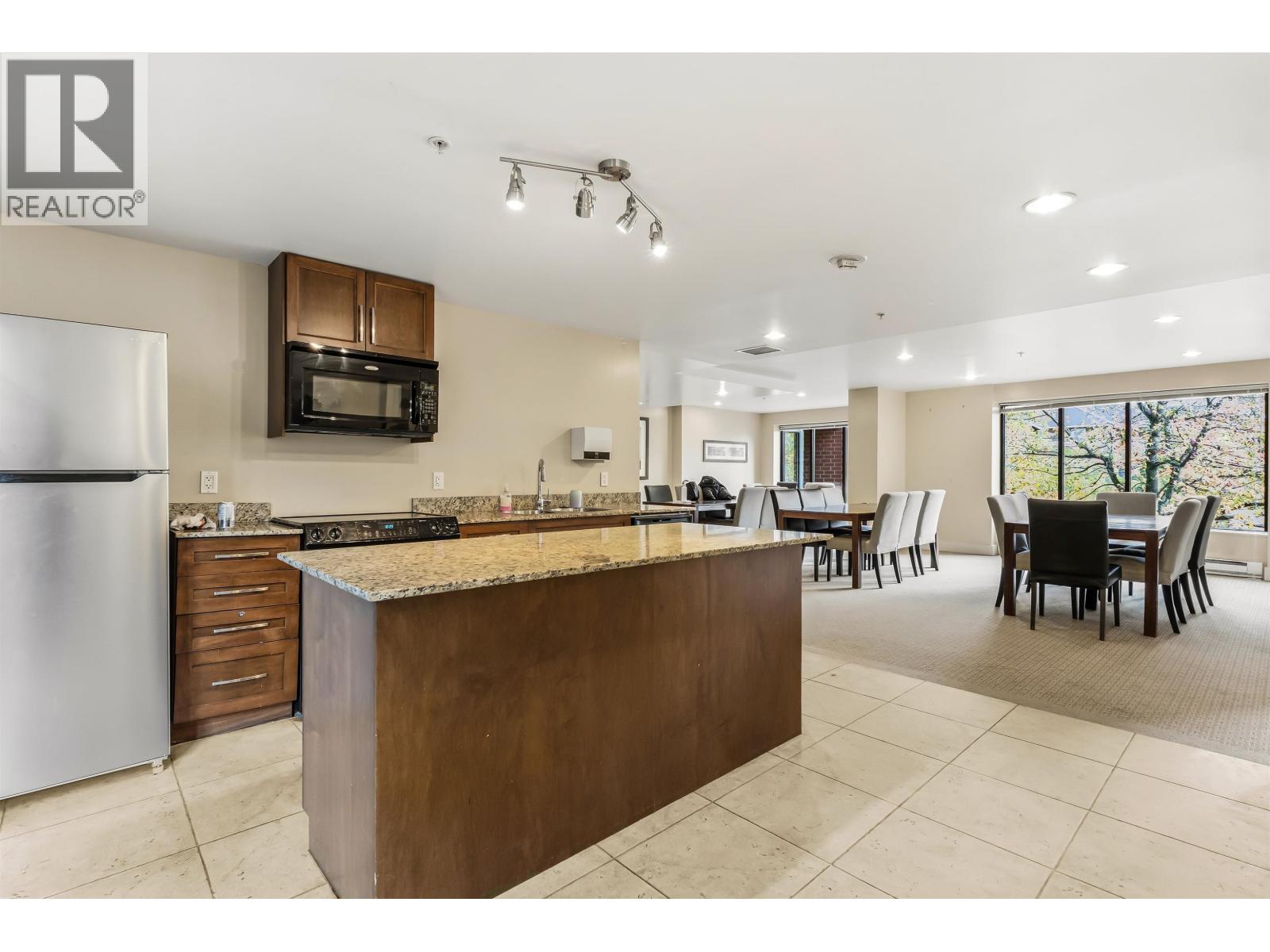 15 East Royal Avenue #1701 Property Photo 20