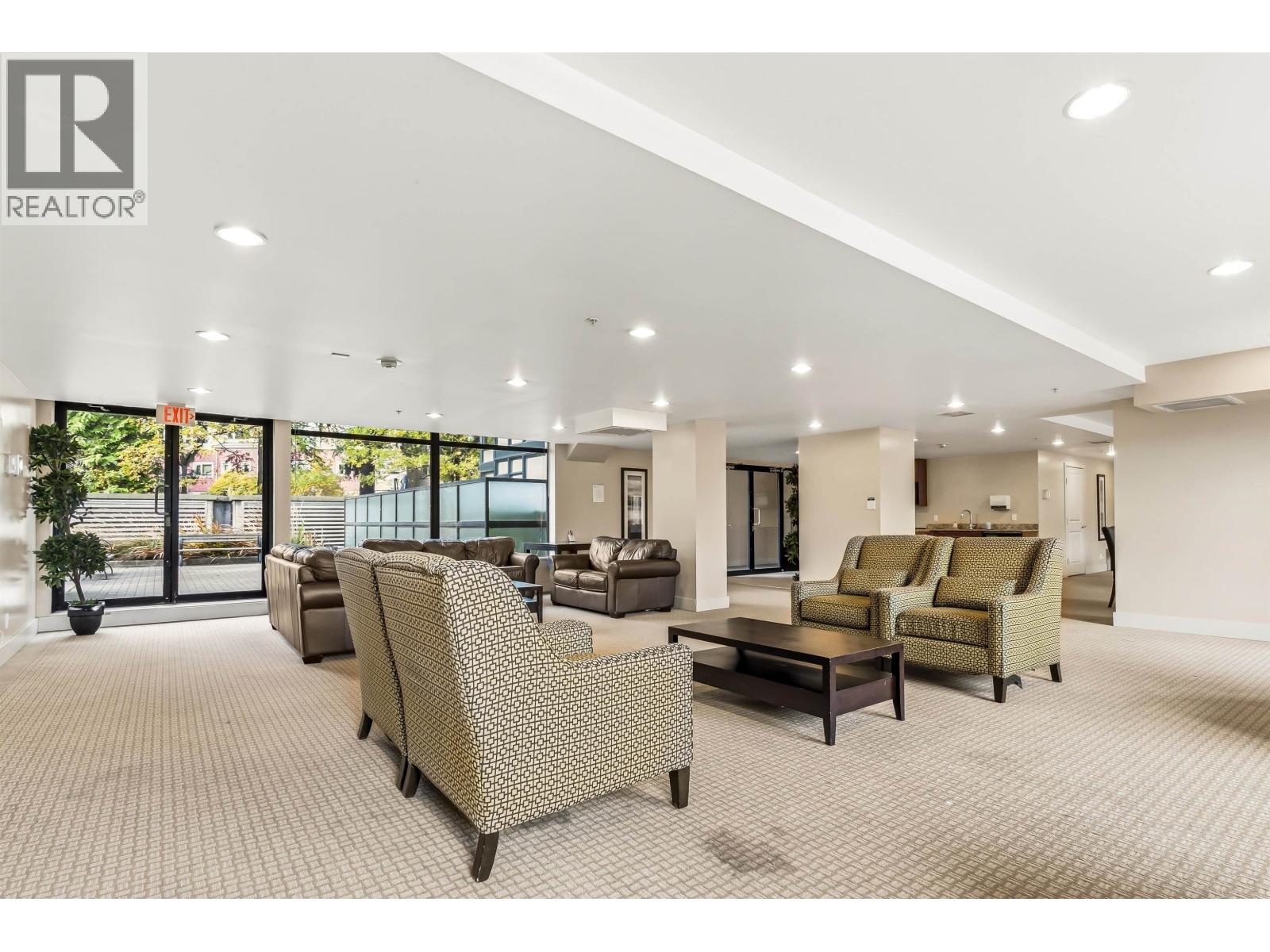 15 East Royal Avenue #1701 Property Photo 21