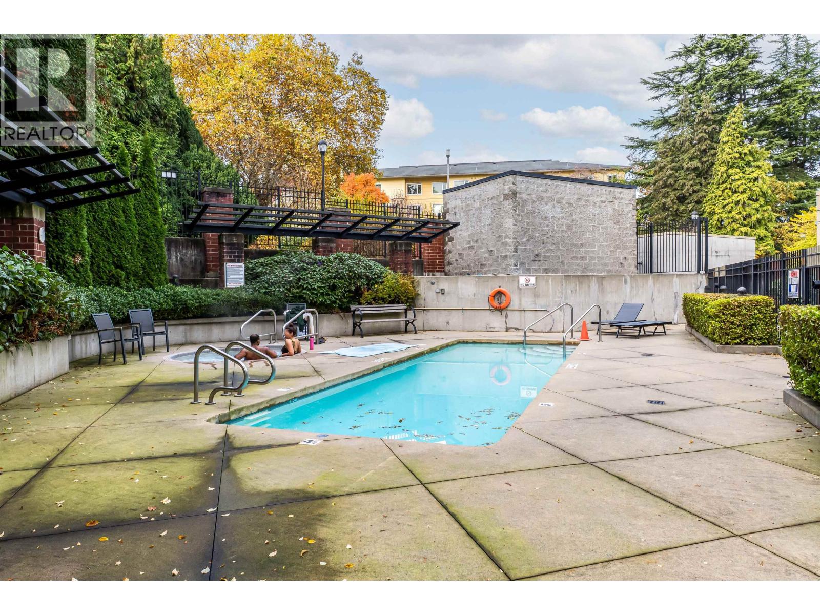 15 East Royal Avenue #1701 Property Photo 27