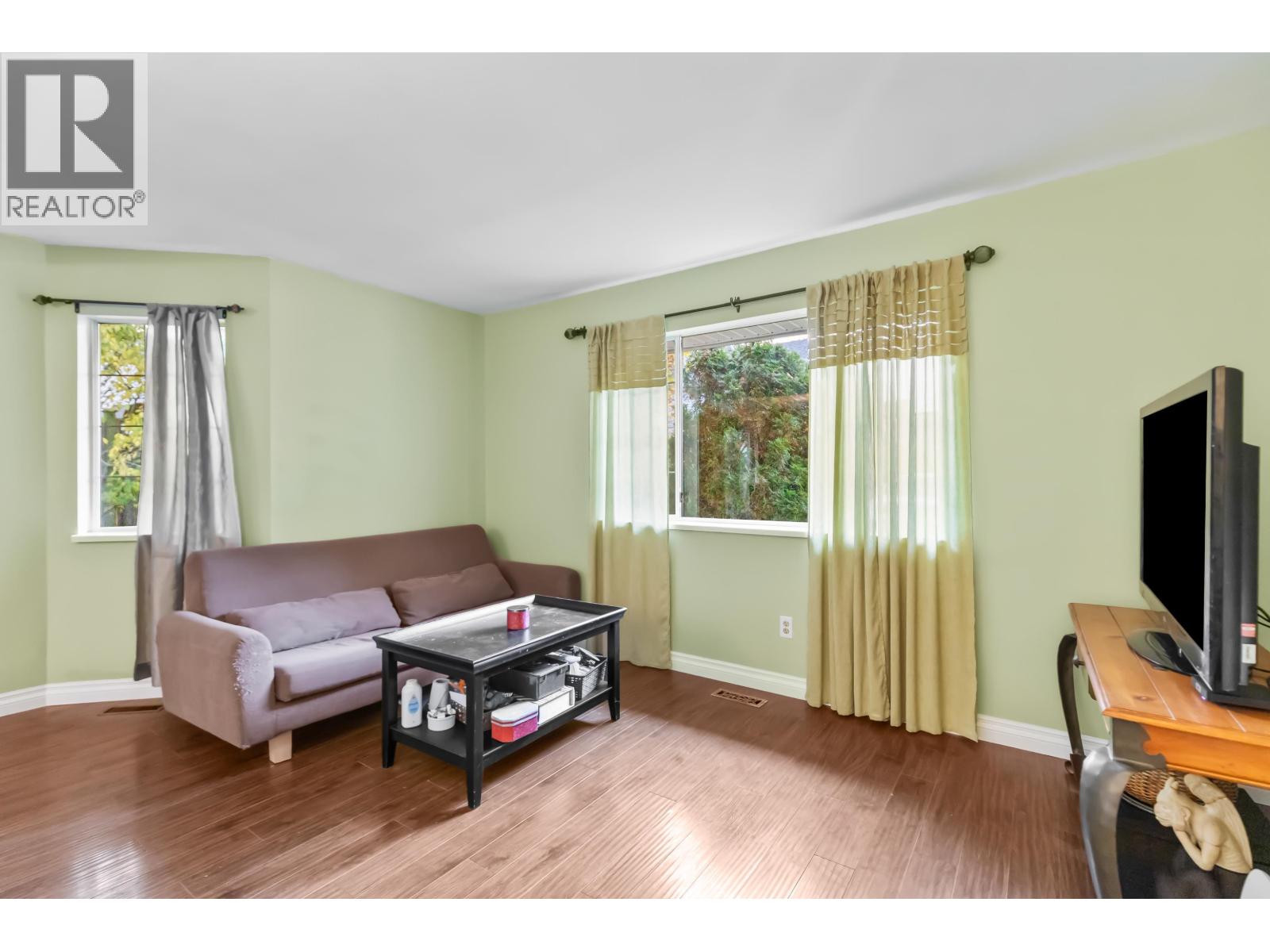 19252 119 Avenue #4 Property Photo 4