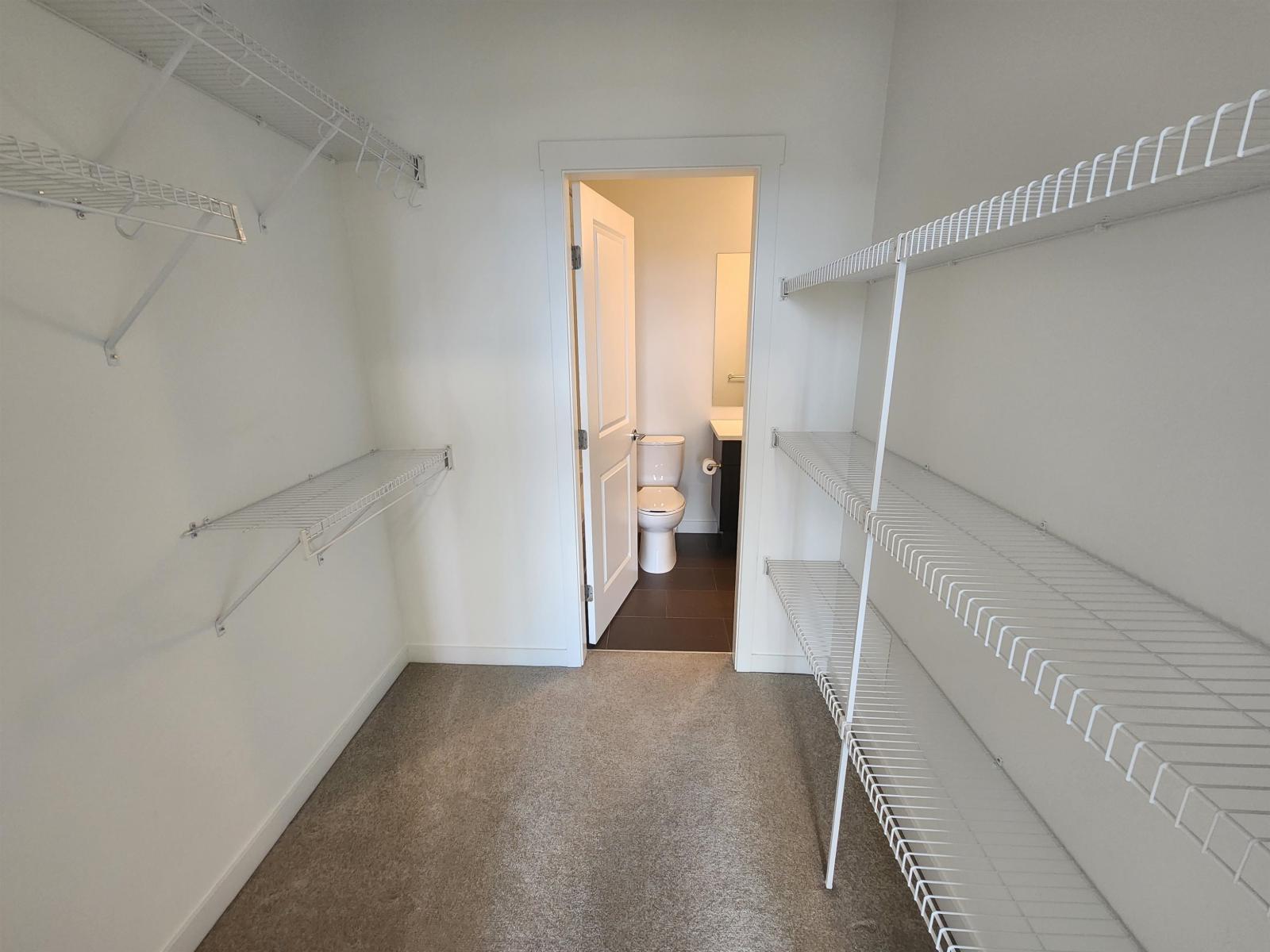 514 15825 85 Avenue Property Photo 7