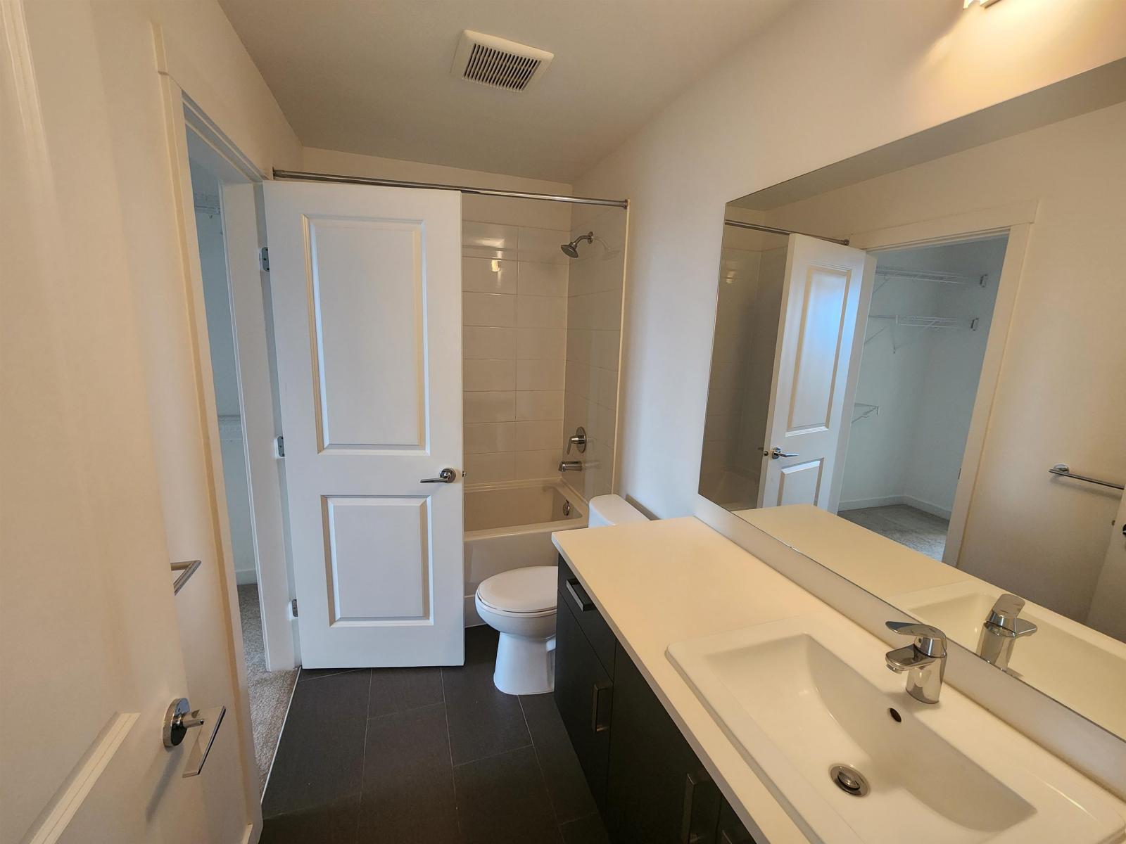 514 15825 85 Avenue Property Photo 9