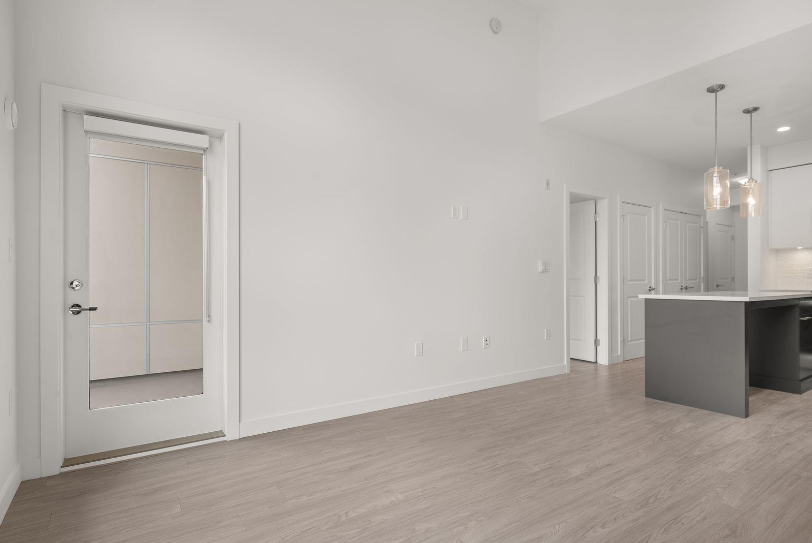 20834 80 #a609 Property Photo 15