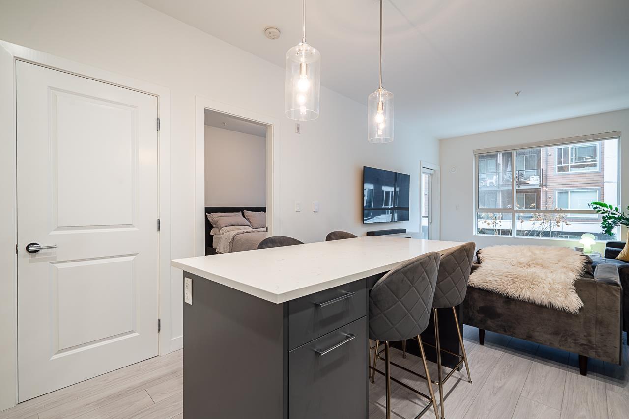 20834 80 #b228 Property Photo 9