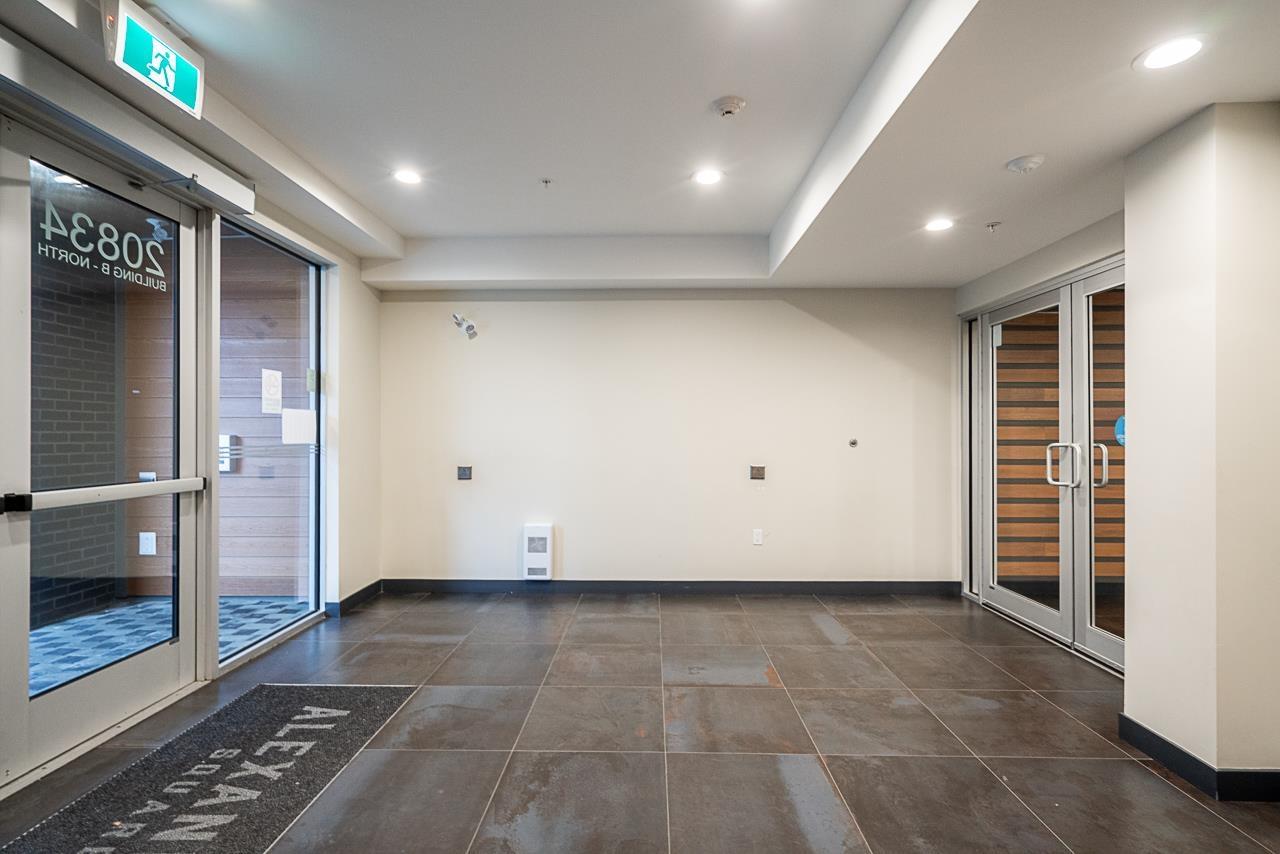 20834 80 #b228 Property Photo 26