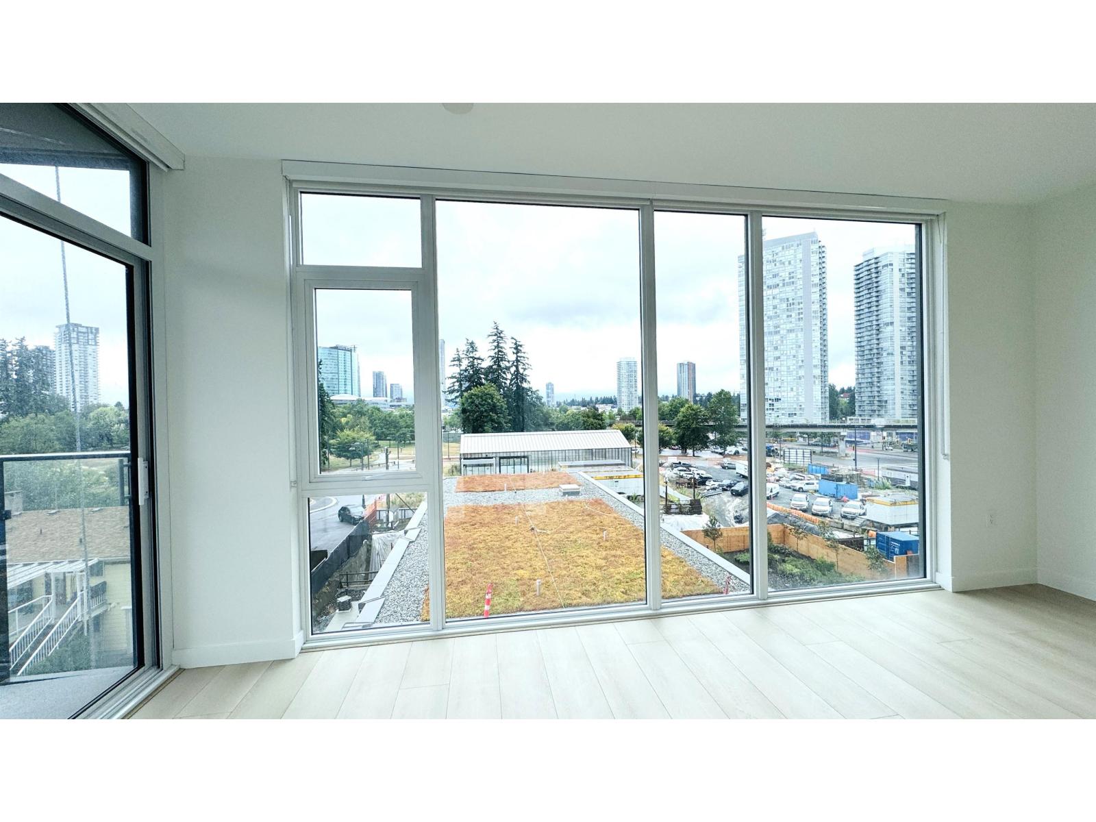 13573 98a #408 Property Photo 2