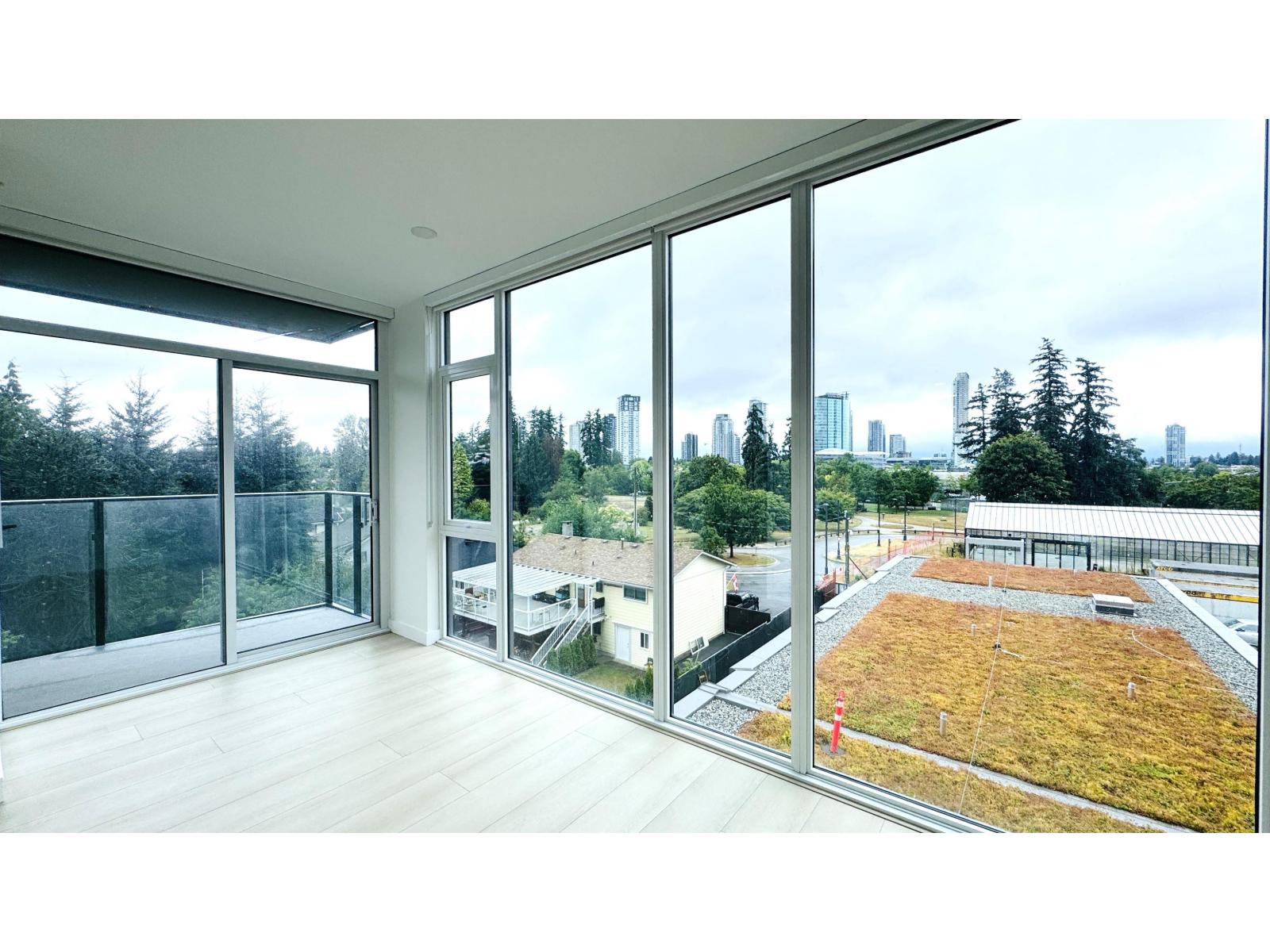 13573 98a #408 Property Photo 3