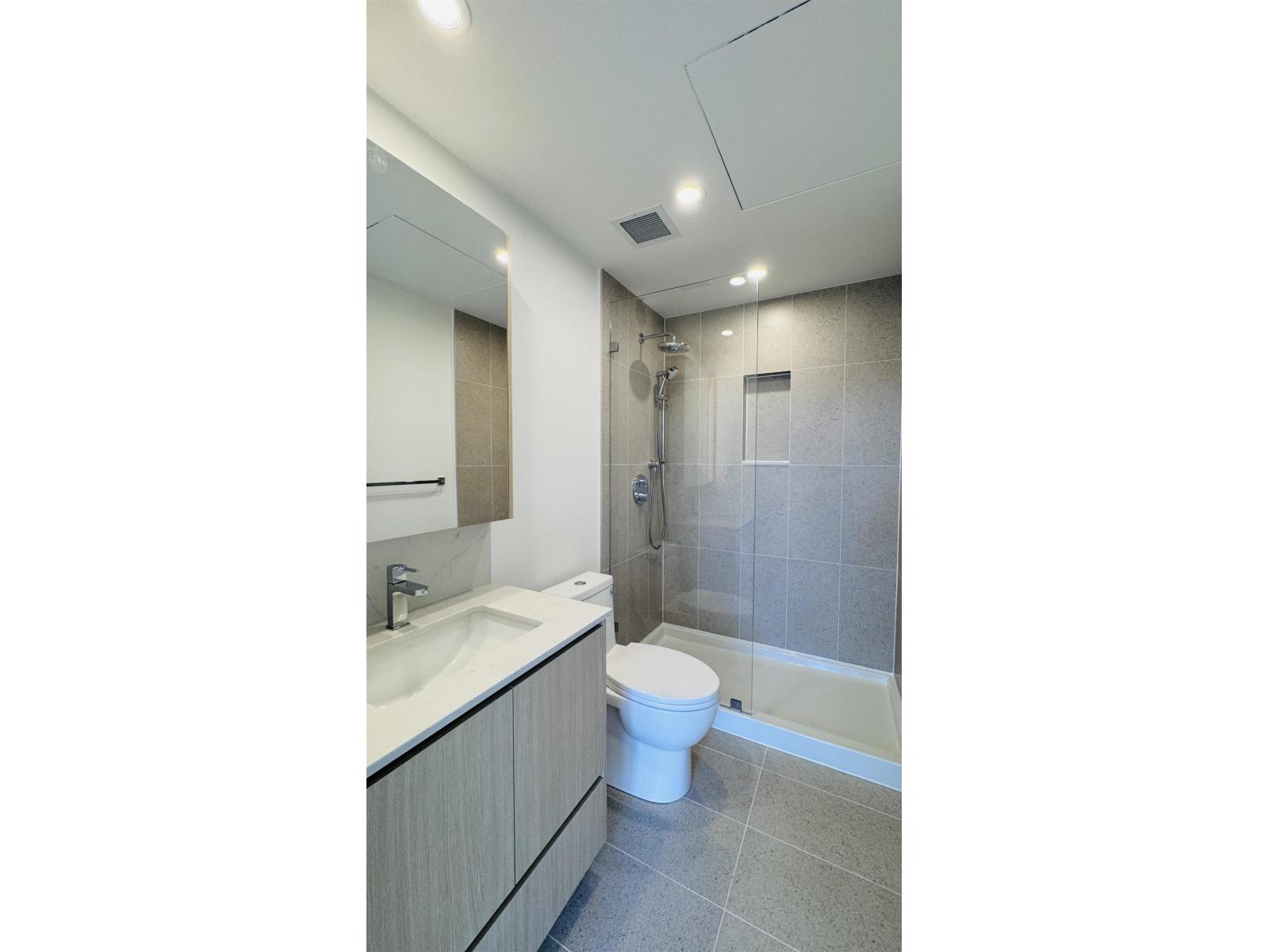 13573 98a #408 Property Photo 9