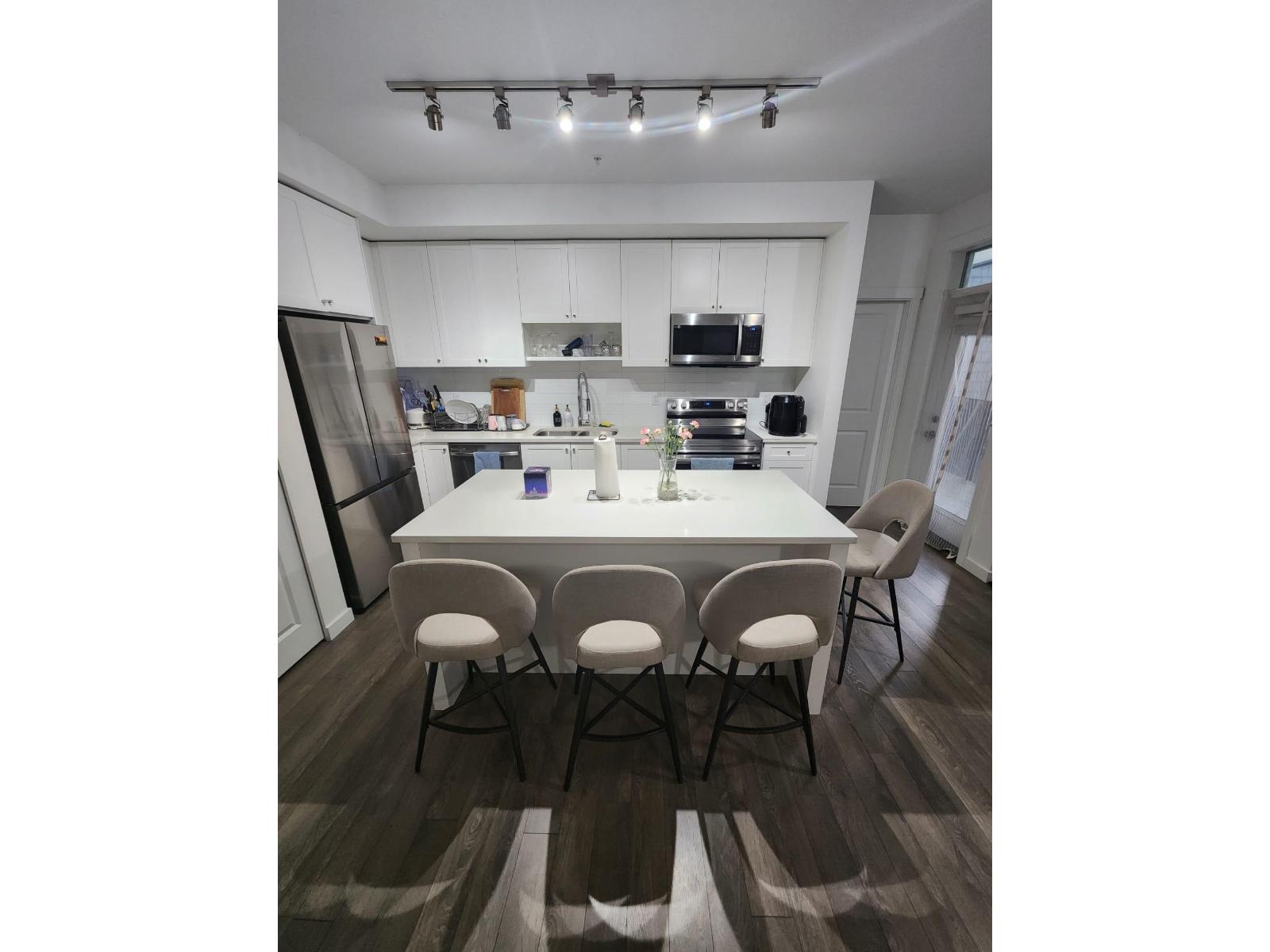 316 15825 85 Avenue Property Photo 5