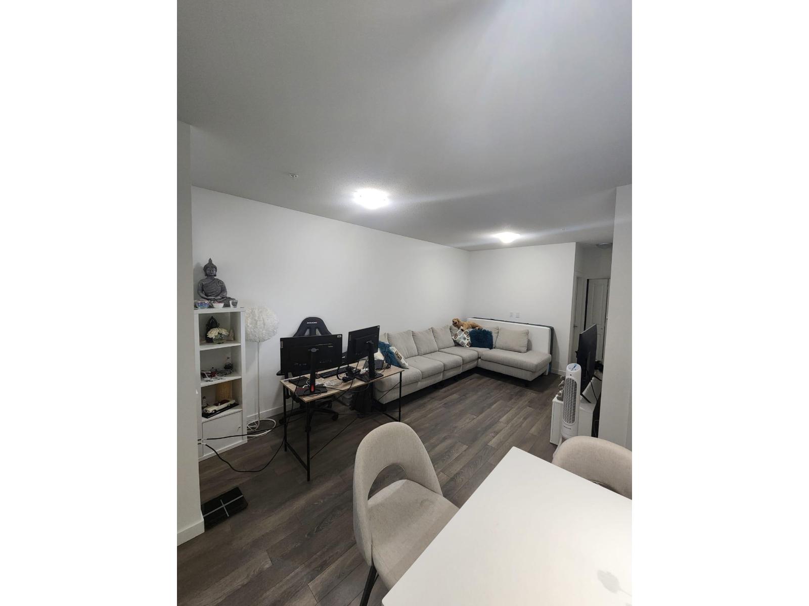 316 15825 85 Avenue Property Photo 6