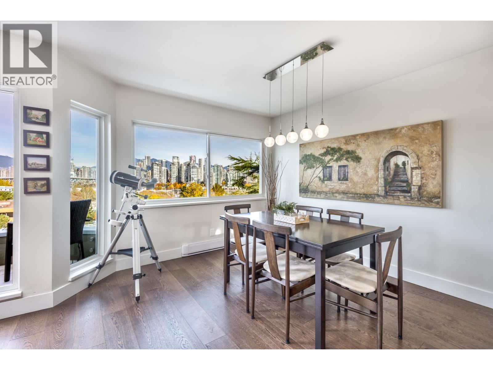 1251 West 7th Avenue Property Photo 7