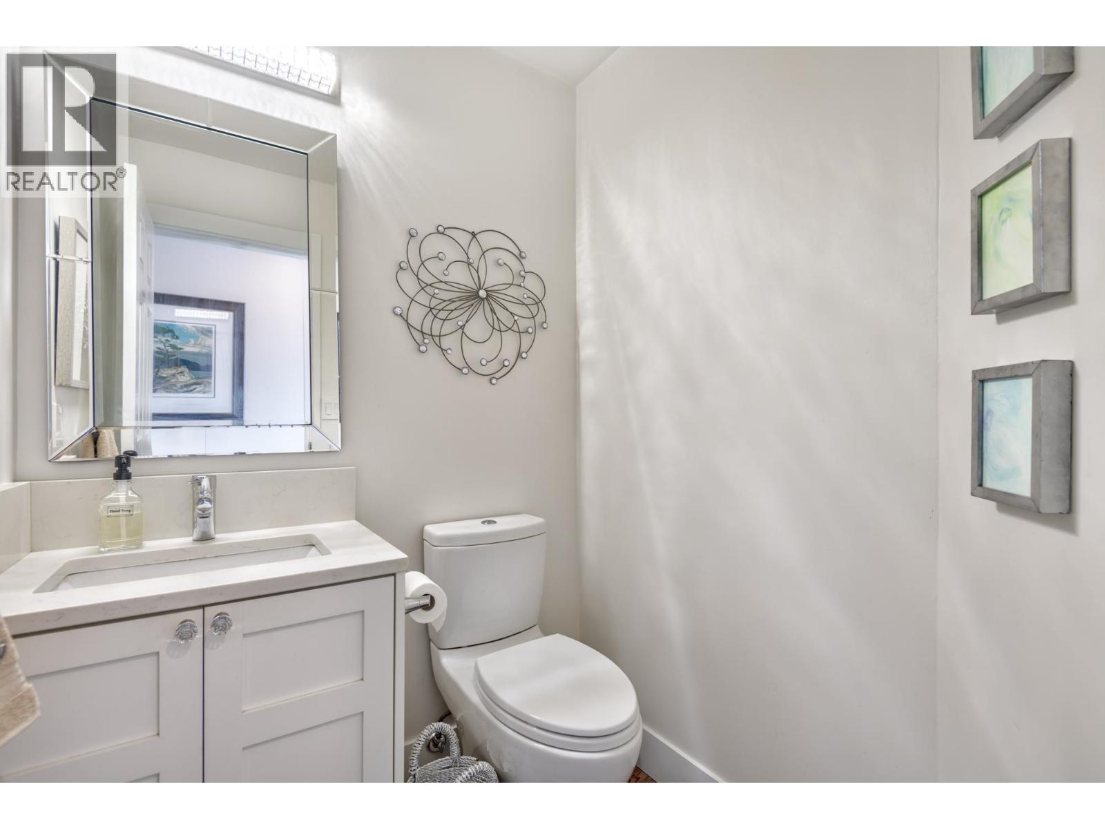 1251 West 7th Avenue Property Photo 21