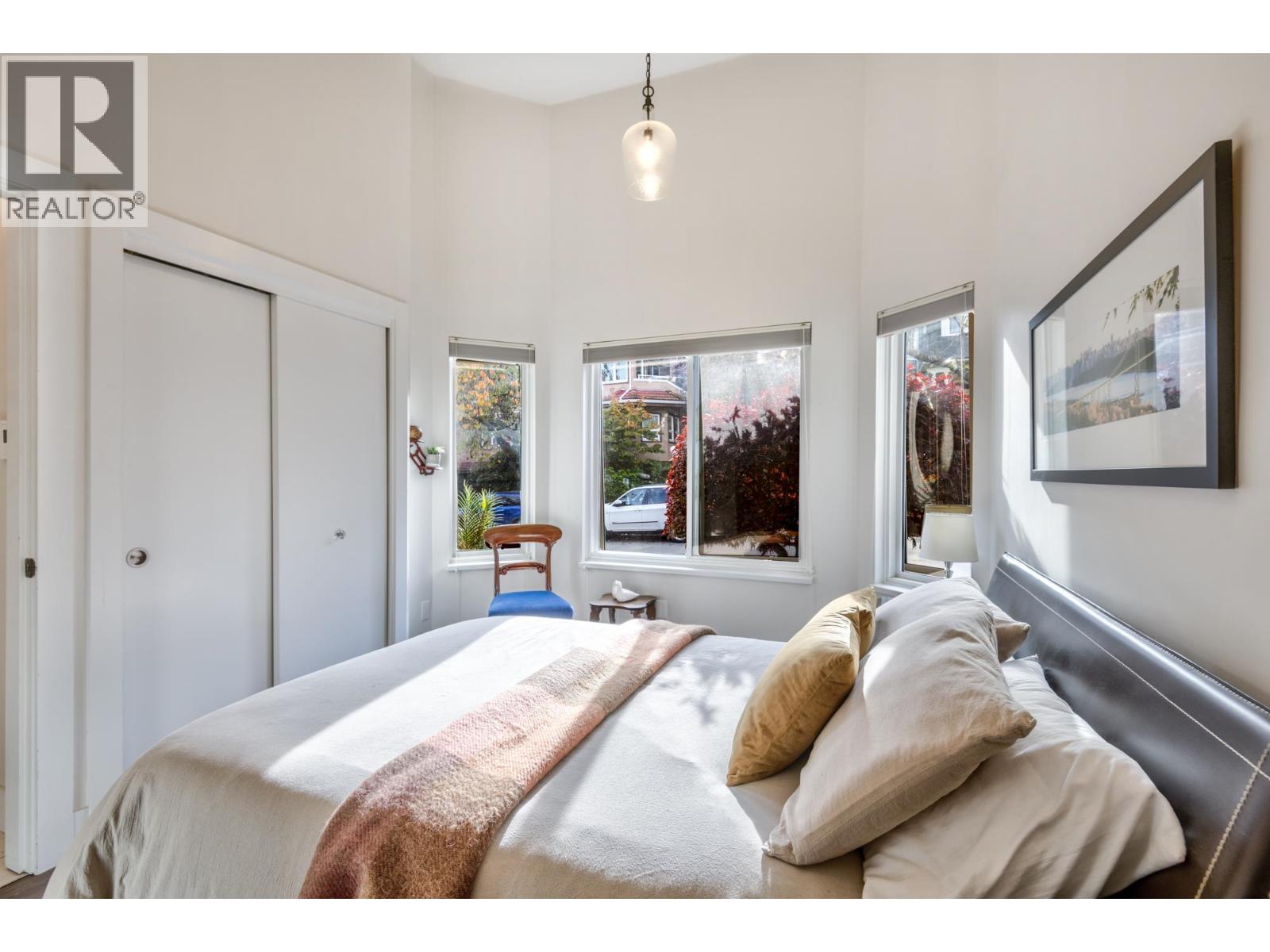 1251 West 7th Avenue Property Photo 23