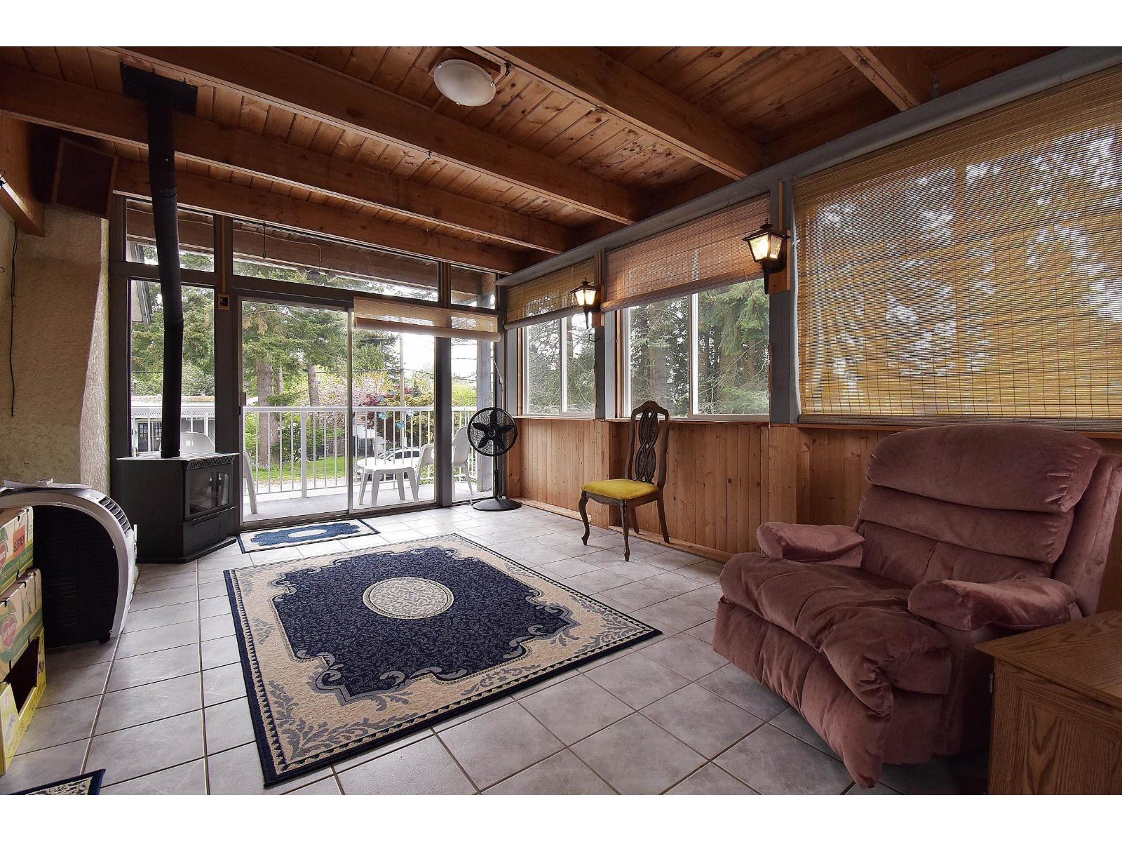 1589 Lancaster Property Photo 11