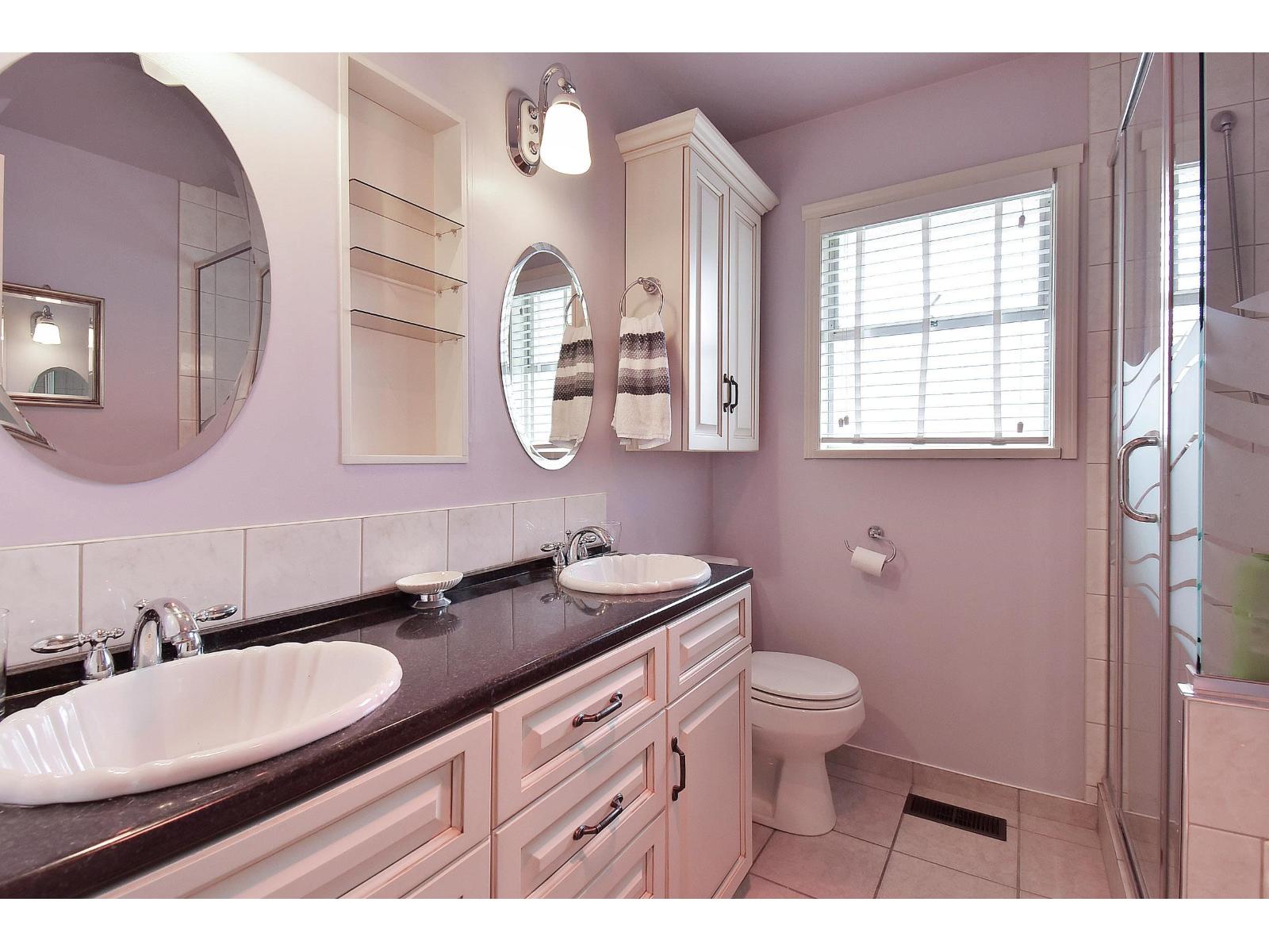 1589 Lancaster Property Photo 18