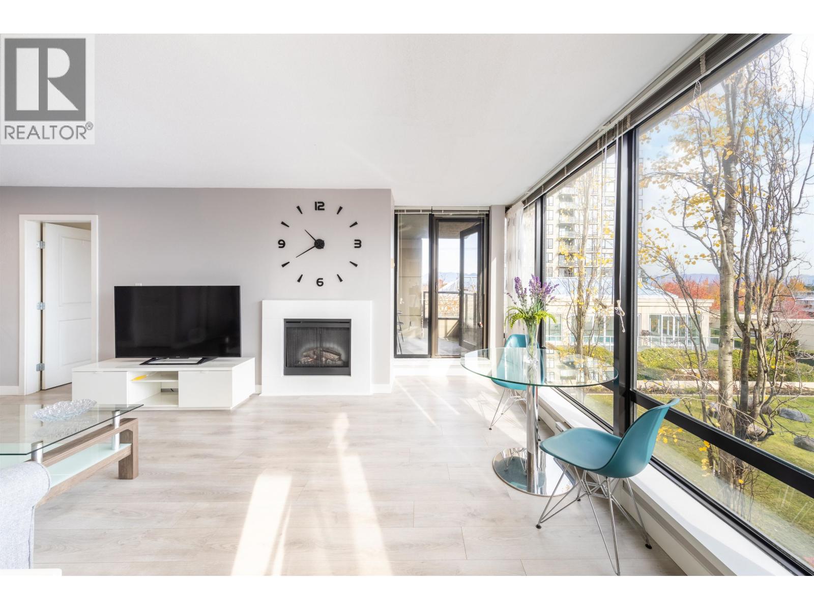 9133 Hemlock Drive #705 Property Photo 10