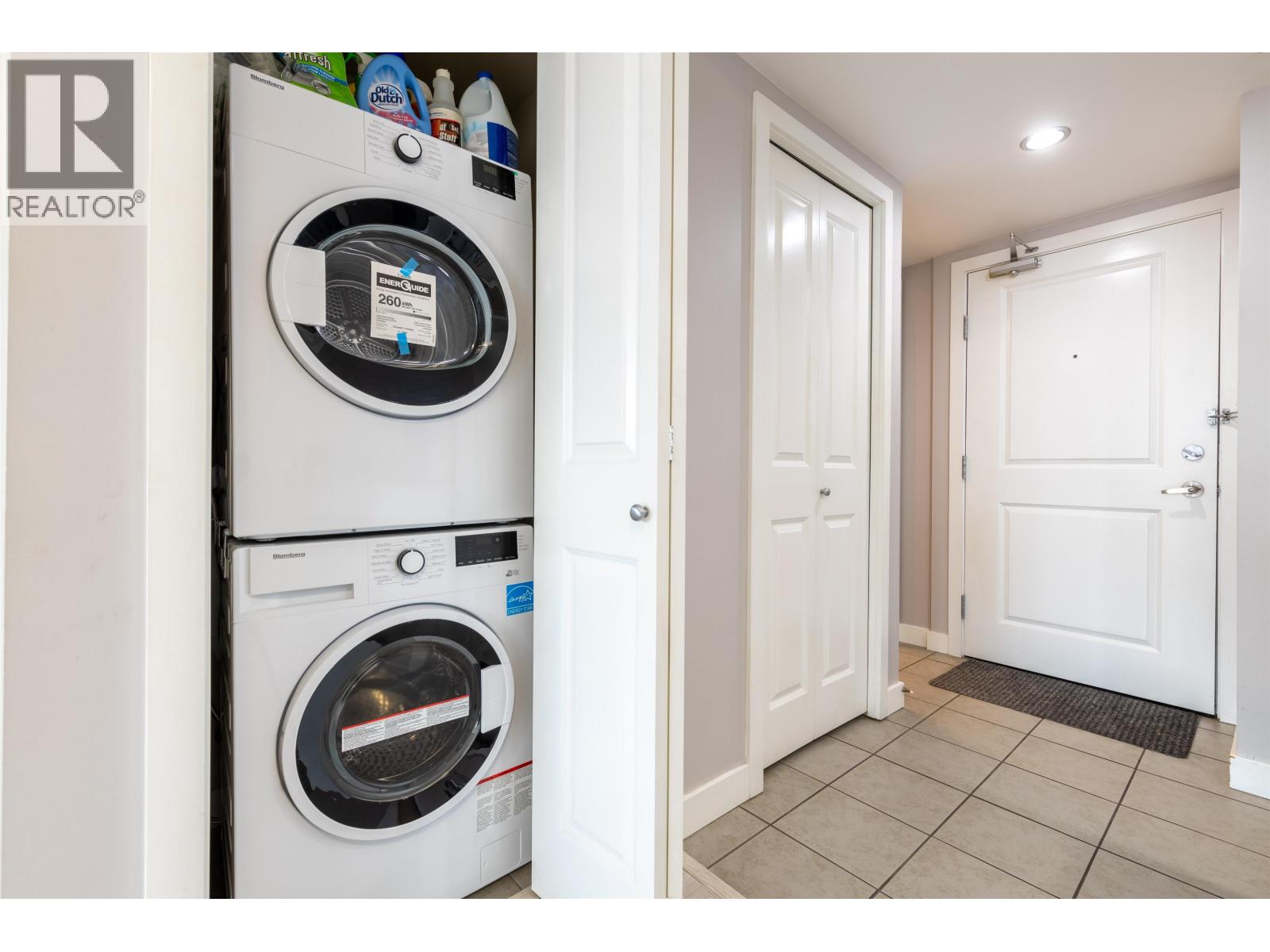 9133 Hemlock Drive #705 Property Photo 24