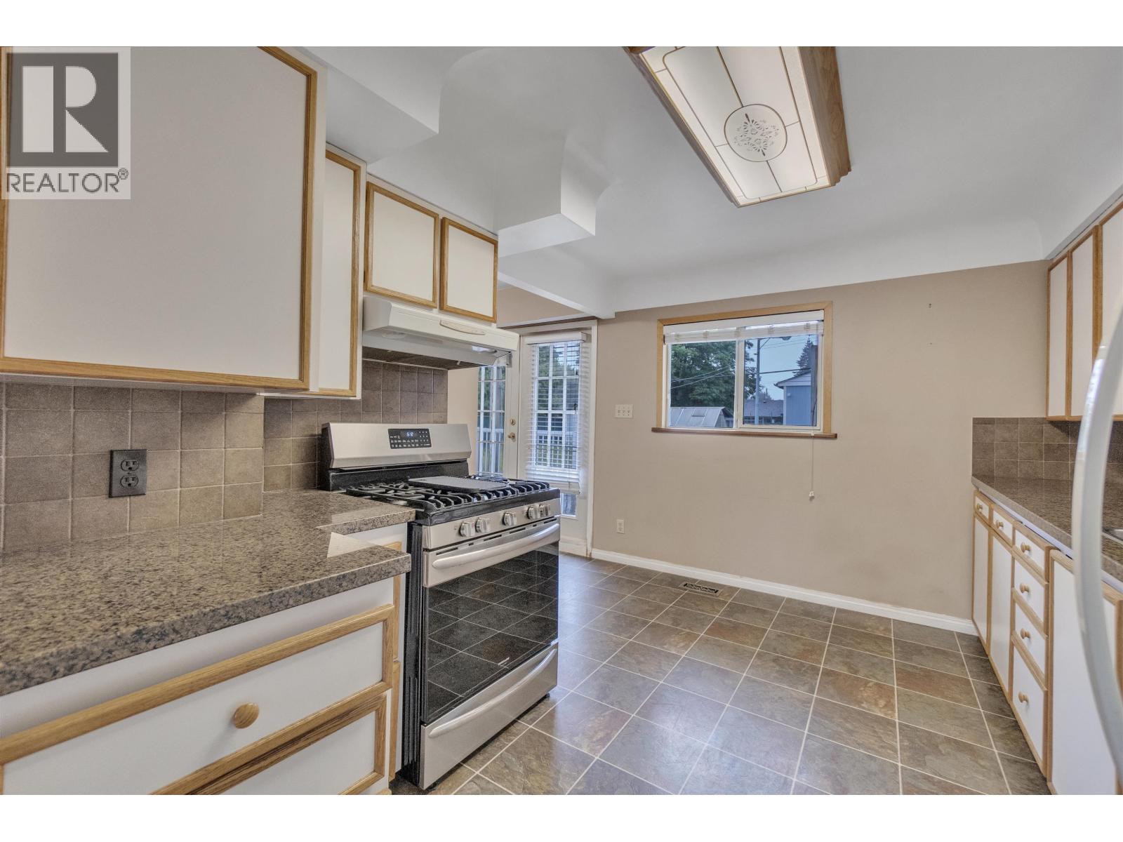 22128 119 Avenue Property Photo 14