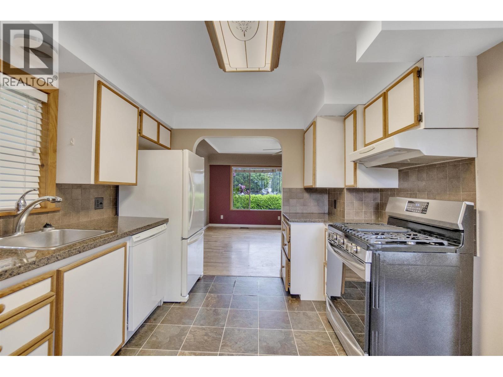 22128 119 Avenue Property Photo 15