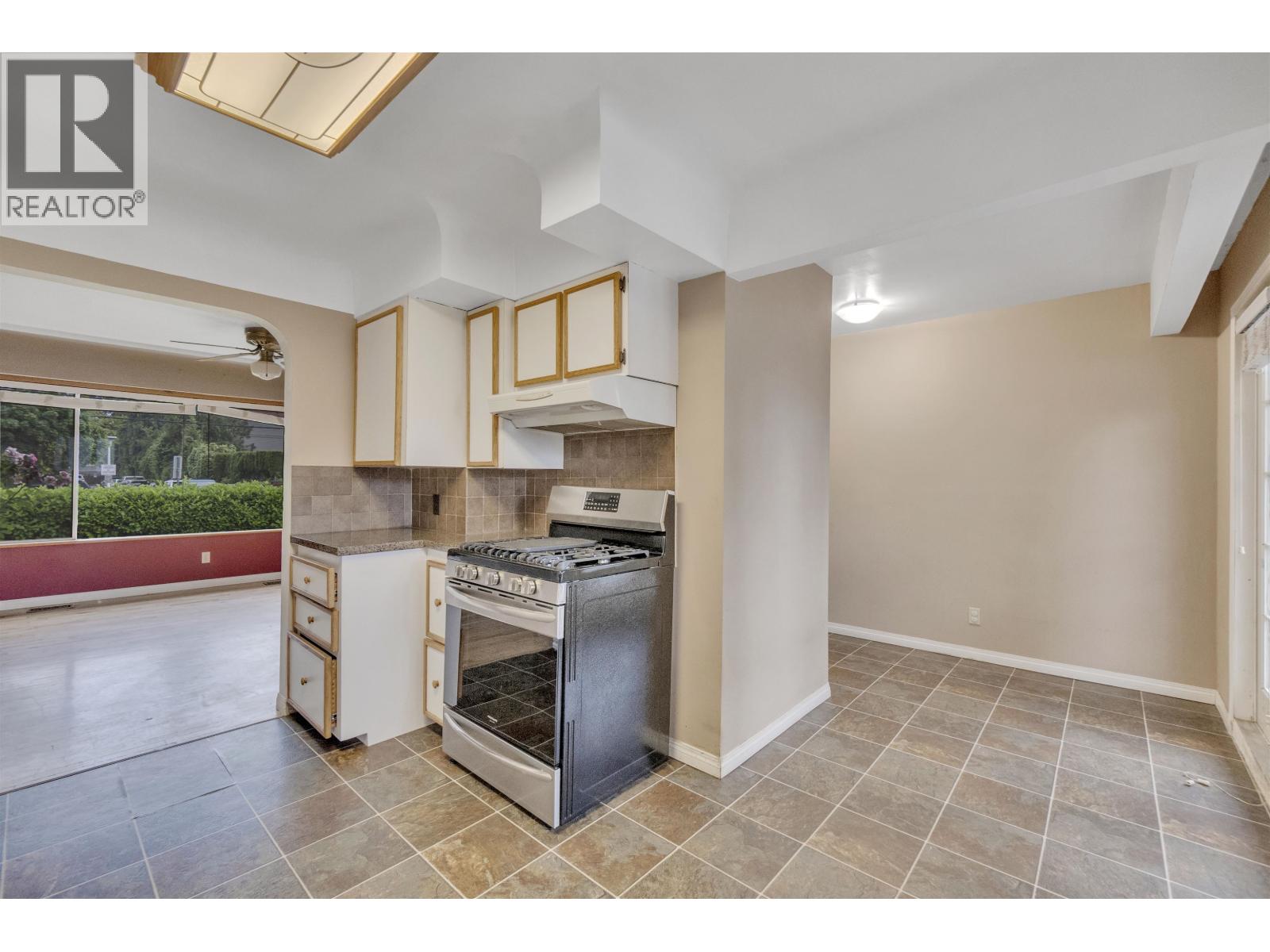 22128 119 Avenue Property Photo 16