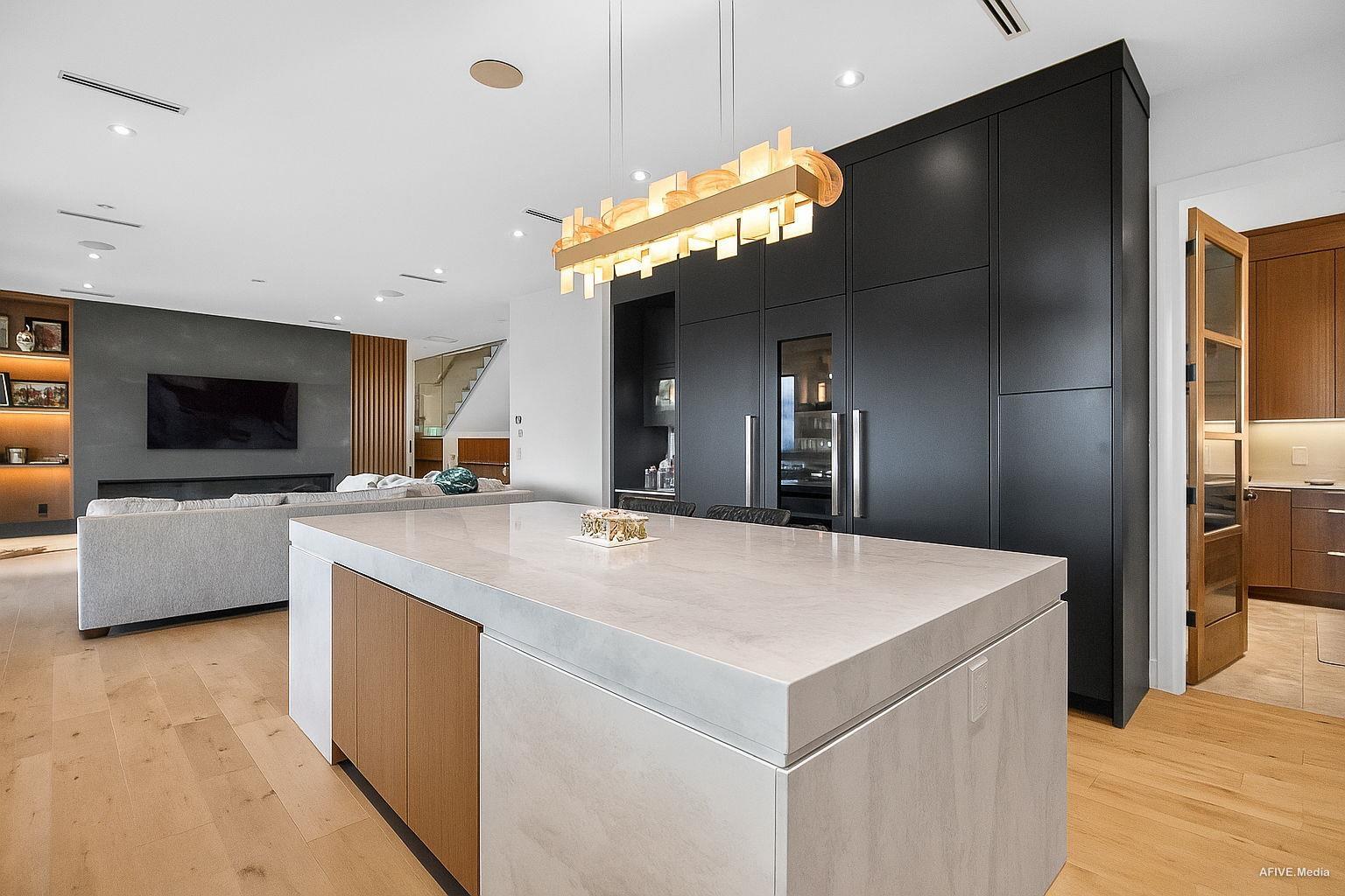 9376 164 Property Photo 15