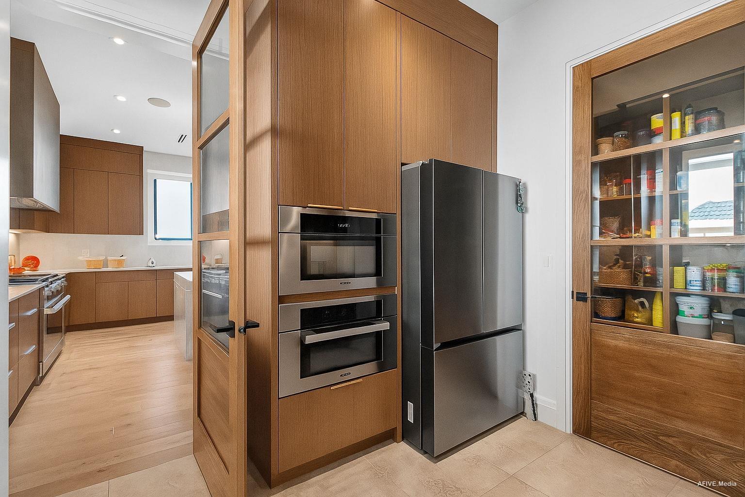 9376 164 Property Photo 17