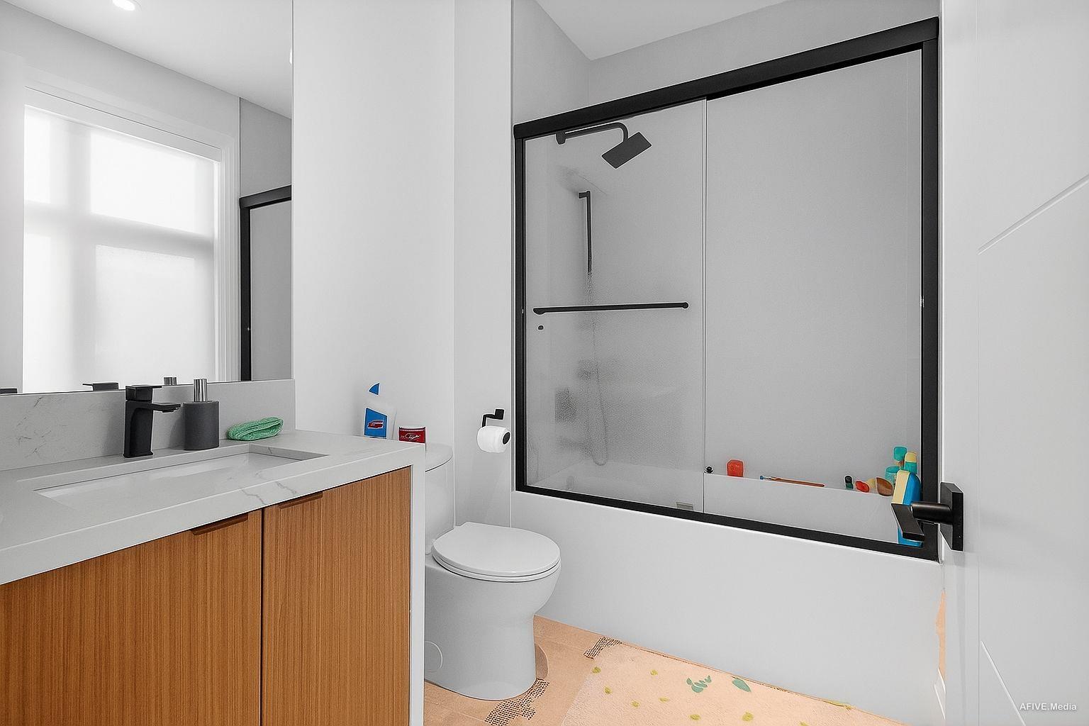 9376 164 Property Photo 29