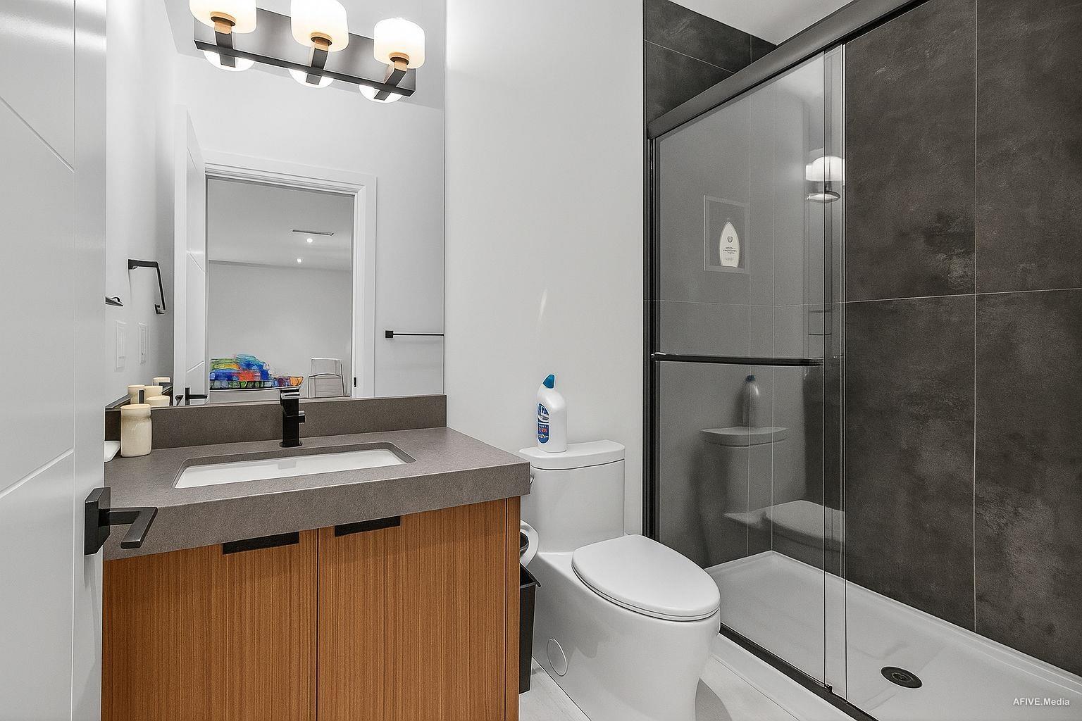 9376 164 Property Photo 36