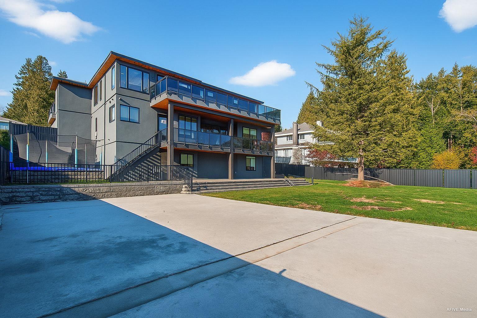 9376 164 Property Photo 38