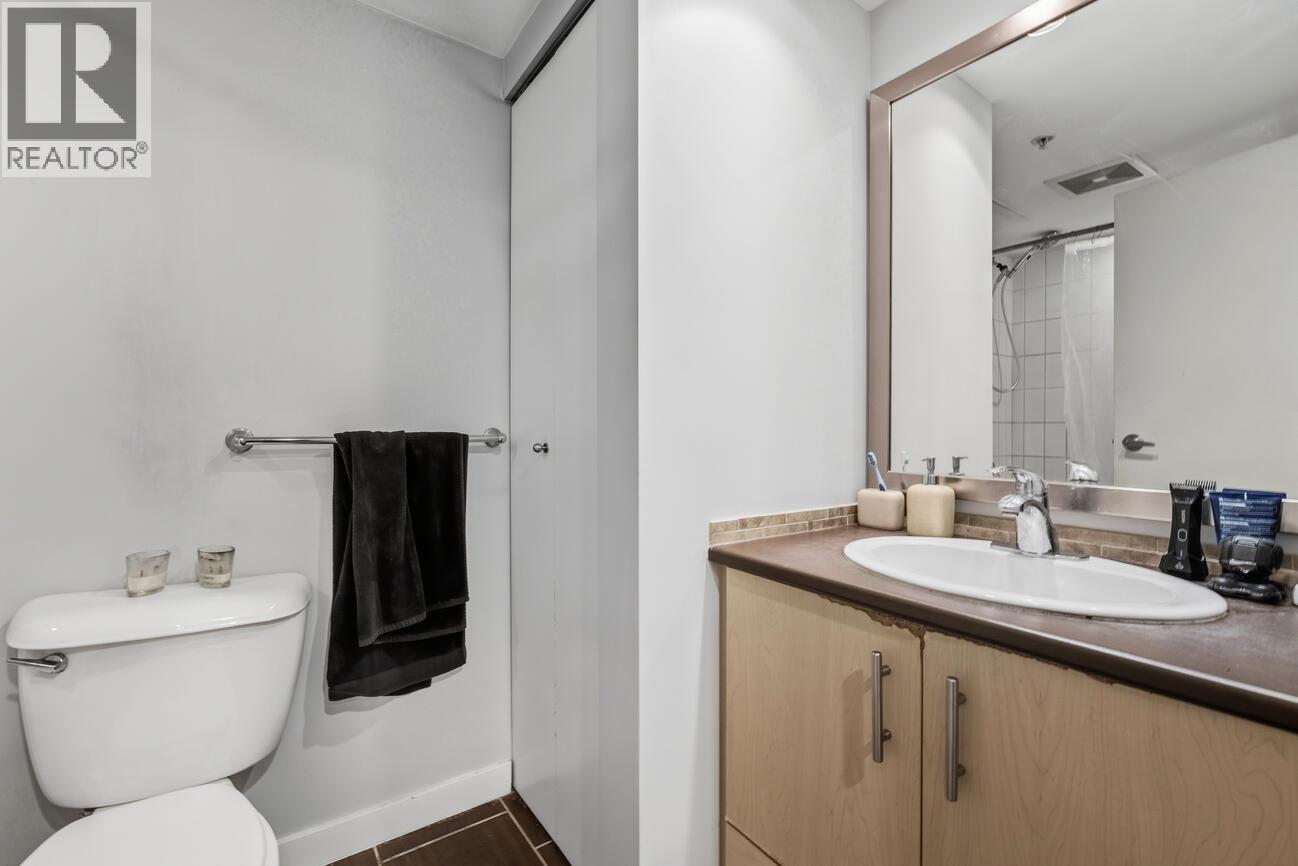 200 Keary Street #810 Property Photo 20