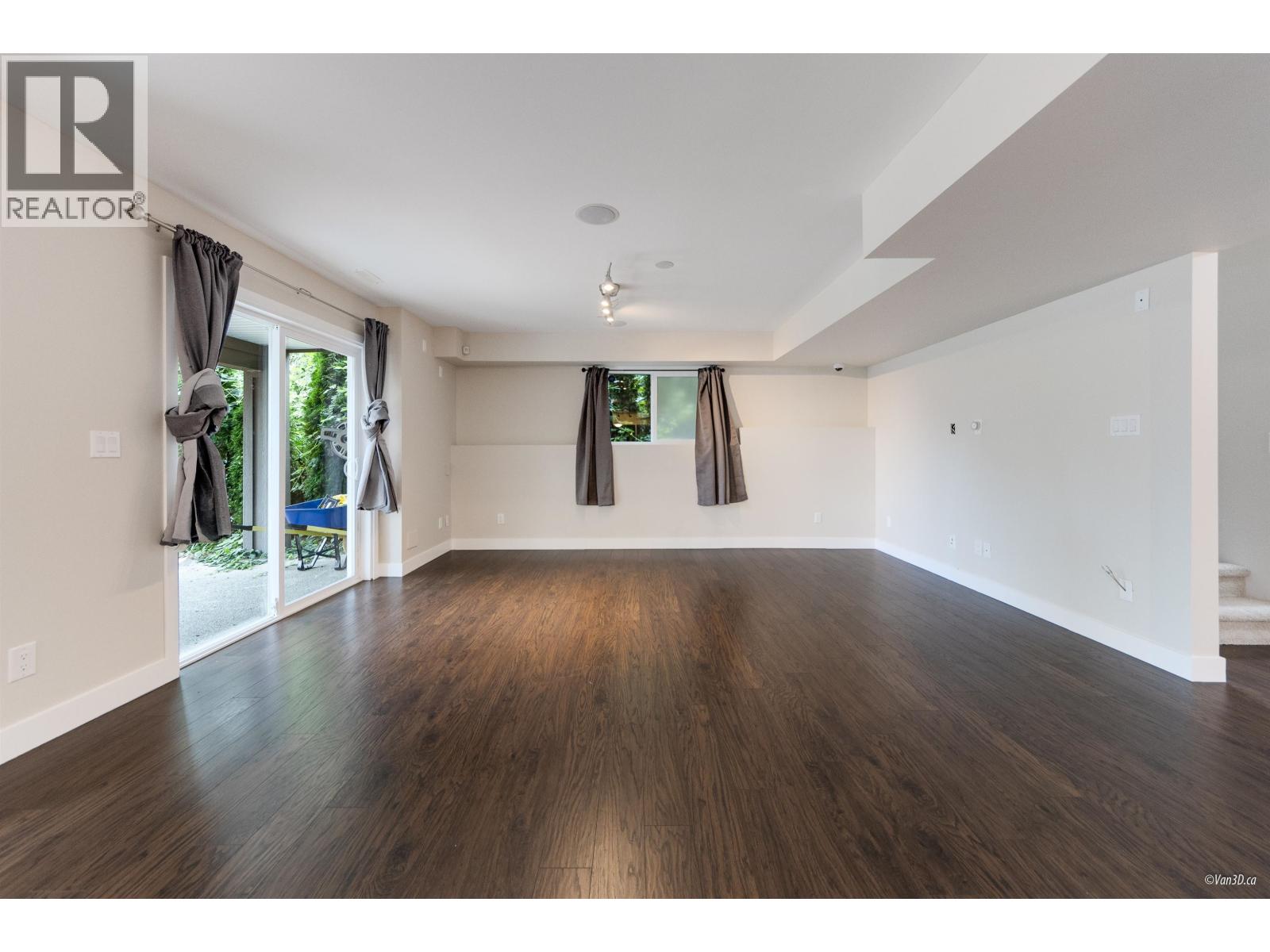 3462 Stephens Court Property Photo 29