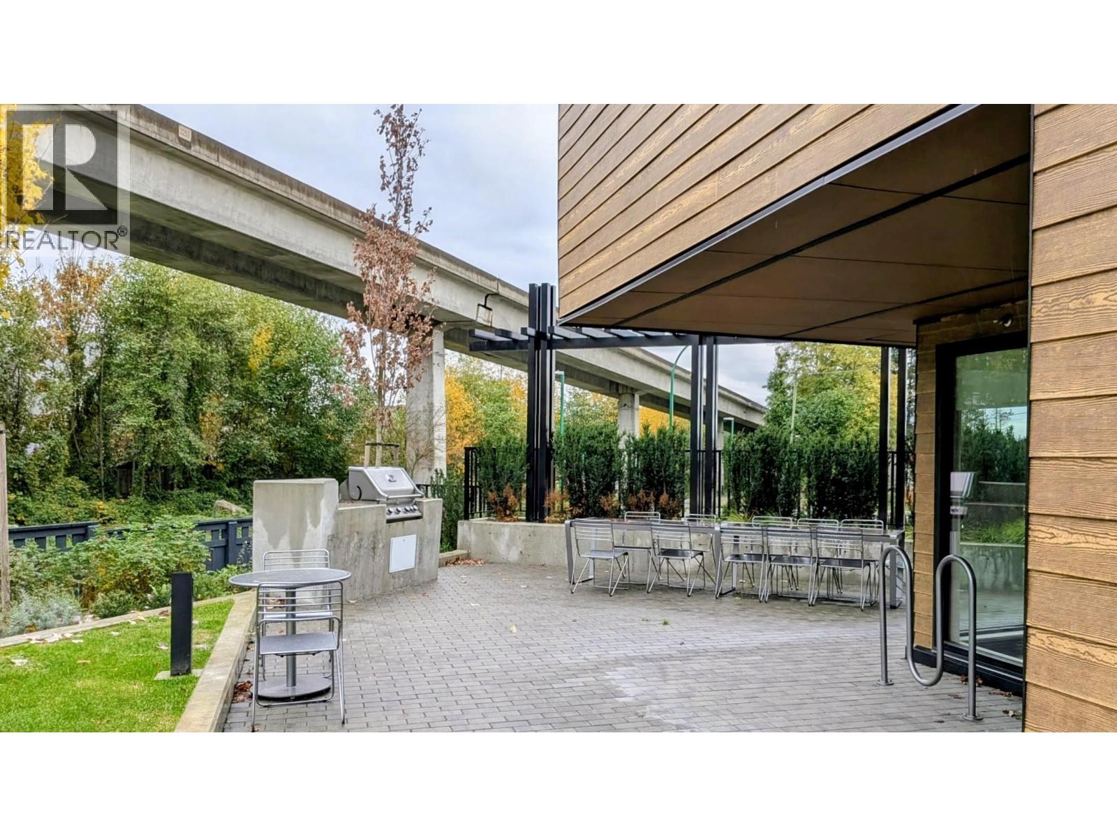 114 6085 Irmin Street Property Photo 29