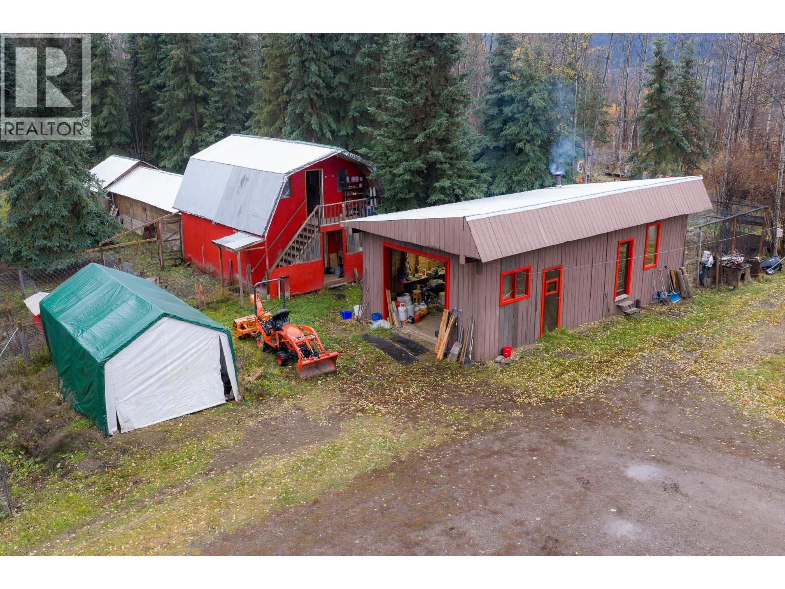 11489 Roy Road Property Photo 3