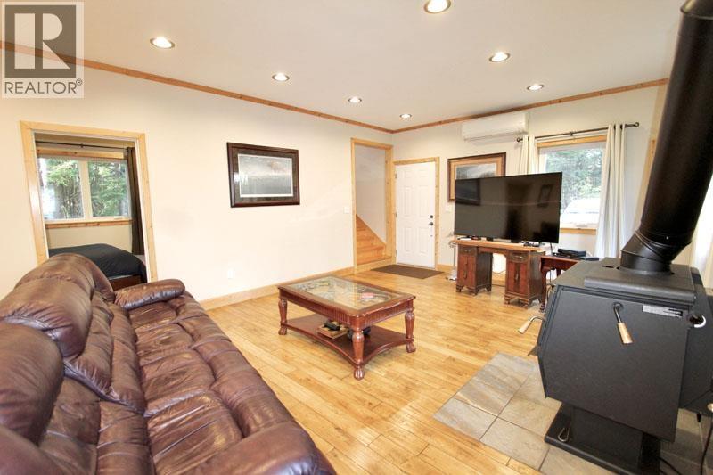 1262 Williams Street Property Photo 6