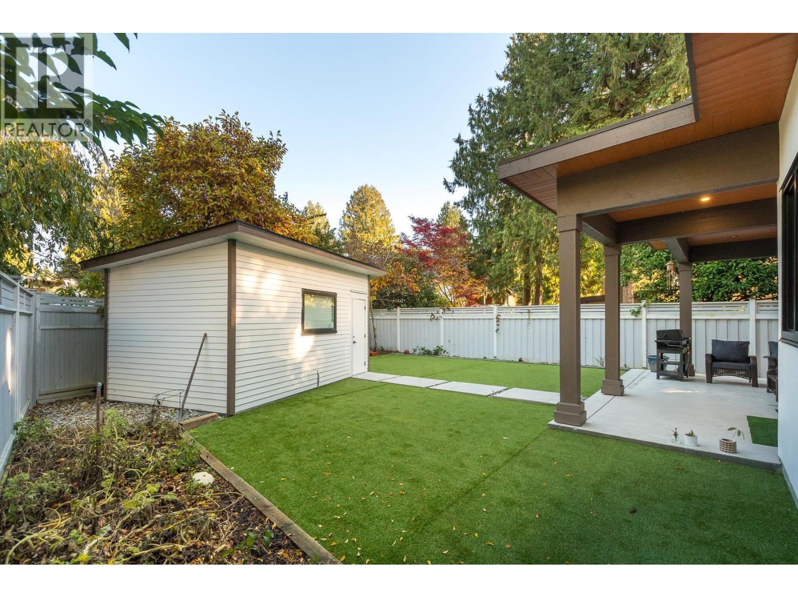 5845 Whitcomb Place Property Photo 35