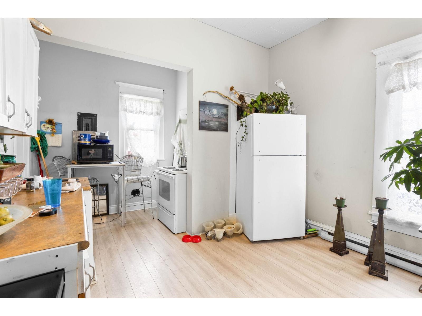 34595 2 Avenue Property Photo 11