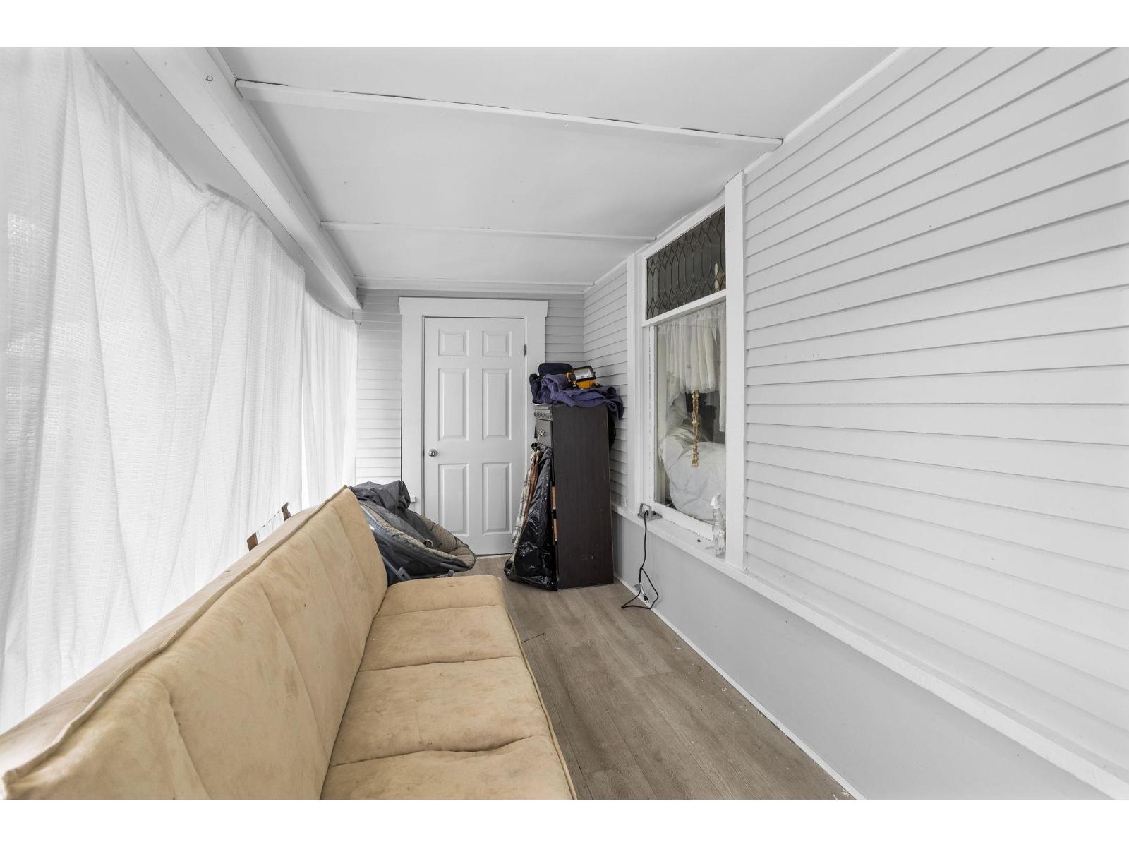 34595 2 Avenue Property Photo 24